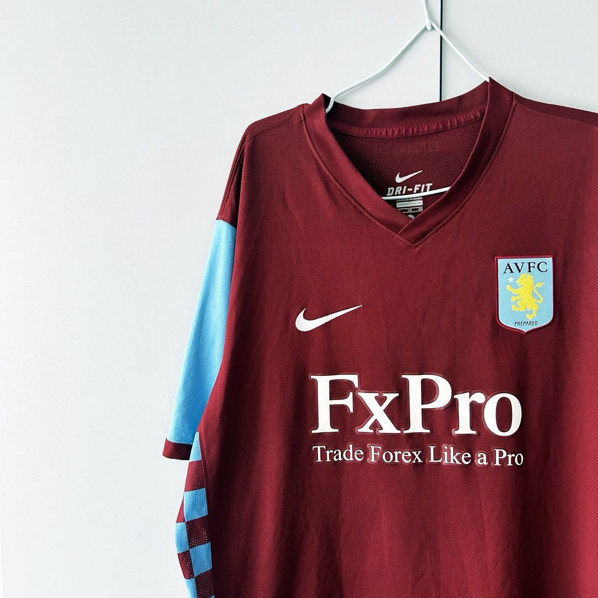Other Jersey Aston Villa 2011 2012 #4 Macdonald Nike vintage Size US XL / EU 56 / 4 - 3 Thumbnail