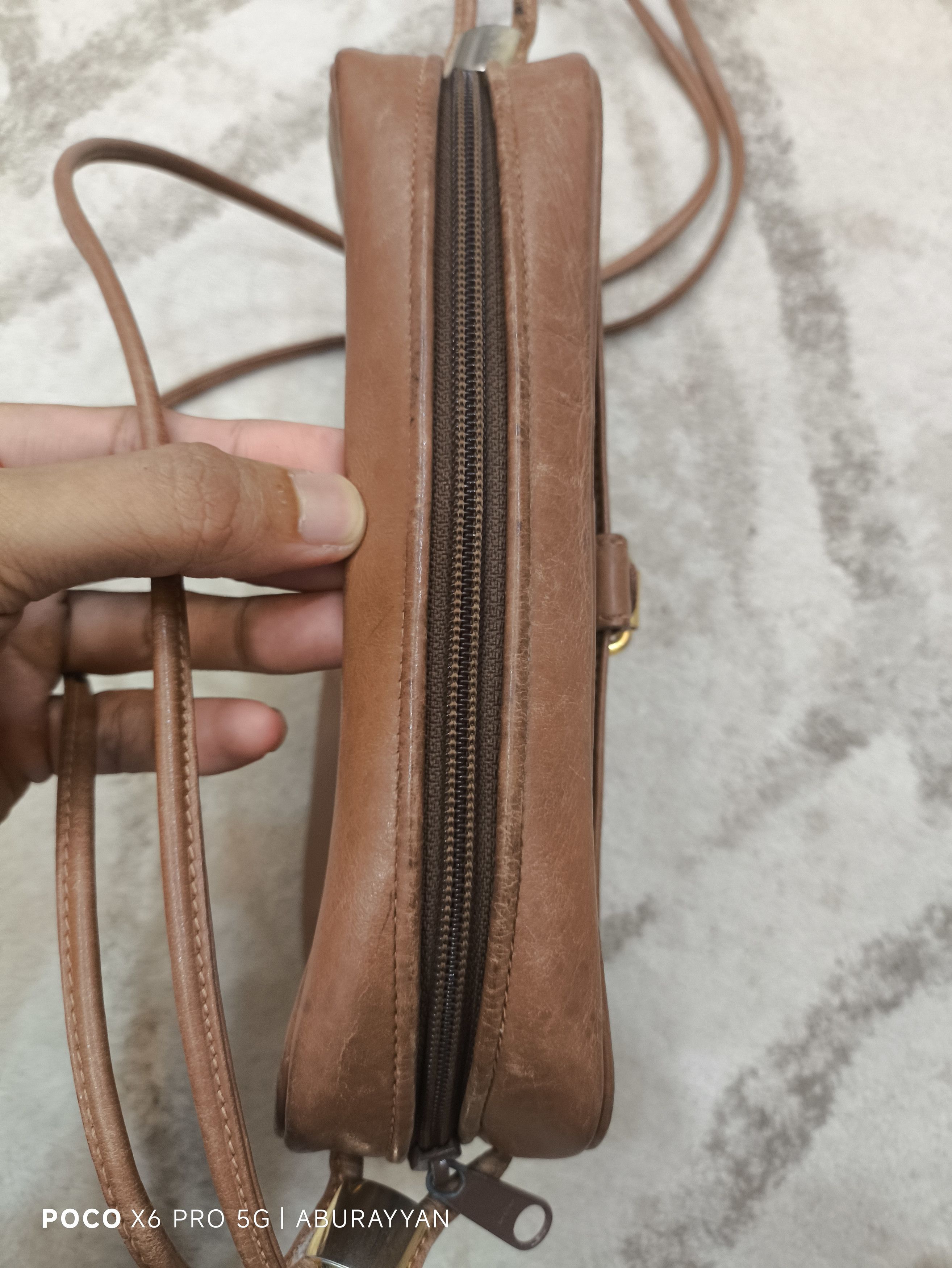 Gucci Gucci Fully Leather Brown Vintage Crossbody Bag Size ONE SIZE - 4 Thumbnail