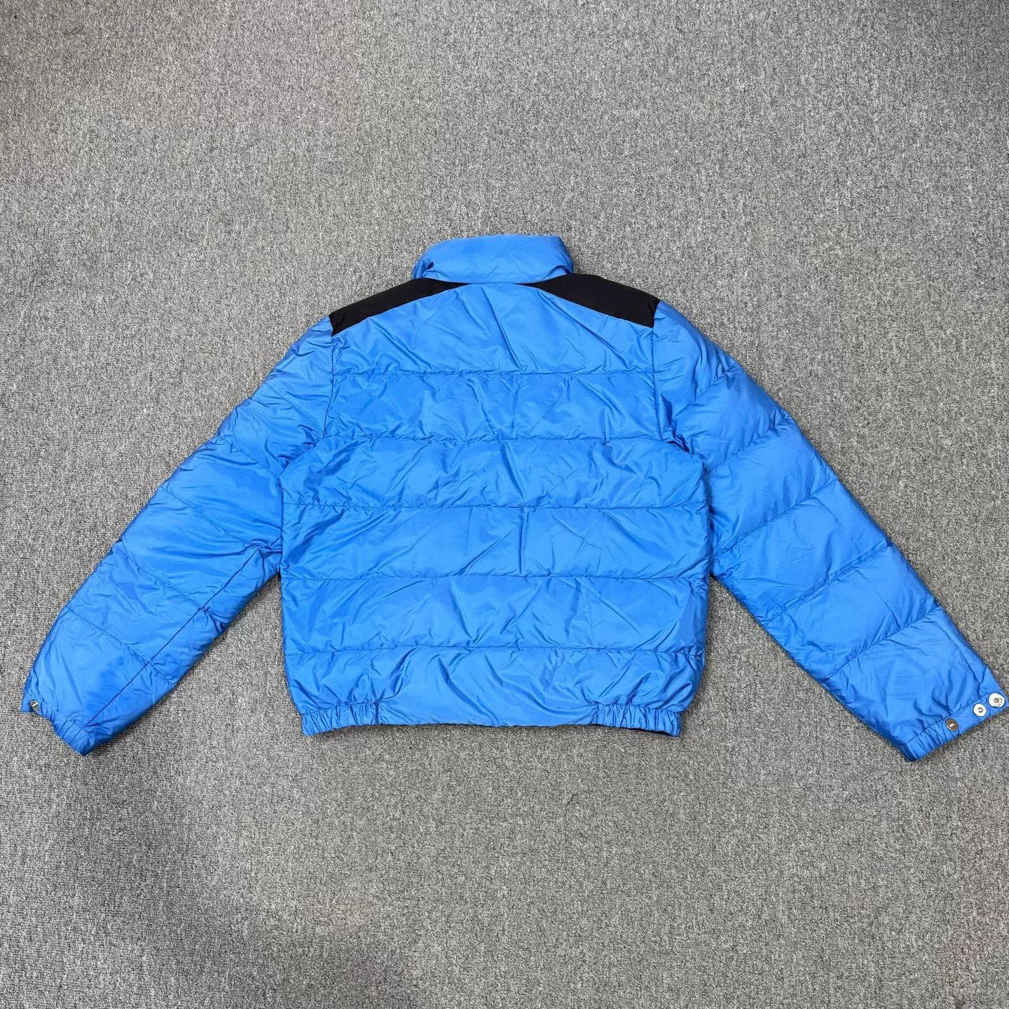 Prada Prada black blue colorblock logo down jacket size48 99new Size US M / EU 48-50 / 2 - 2 Thumbnail