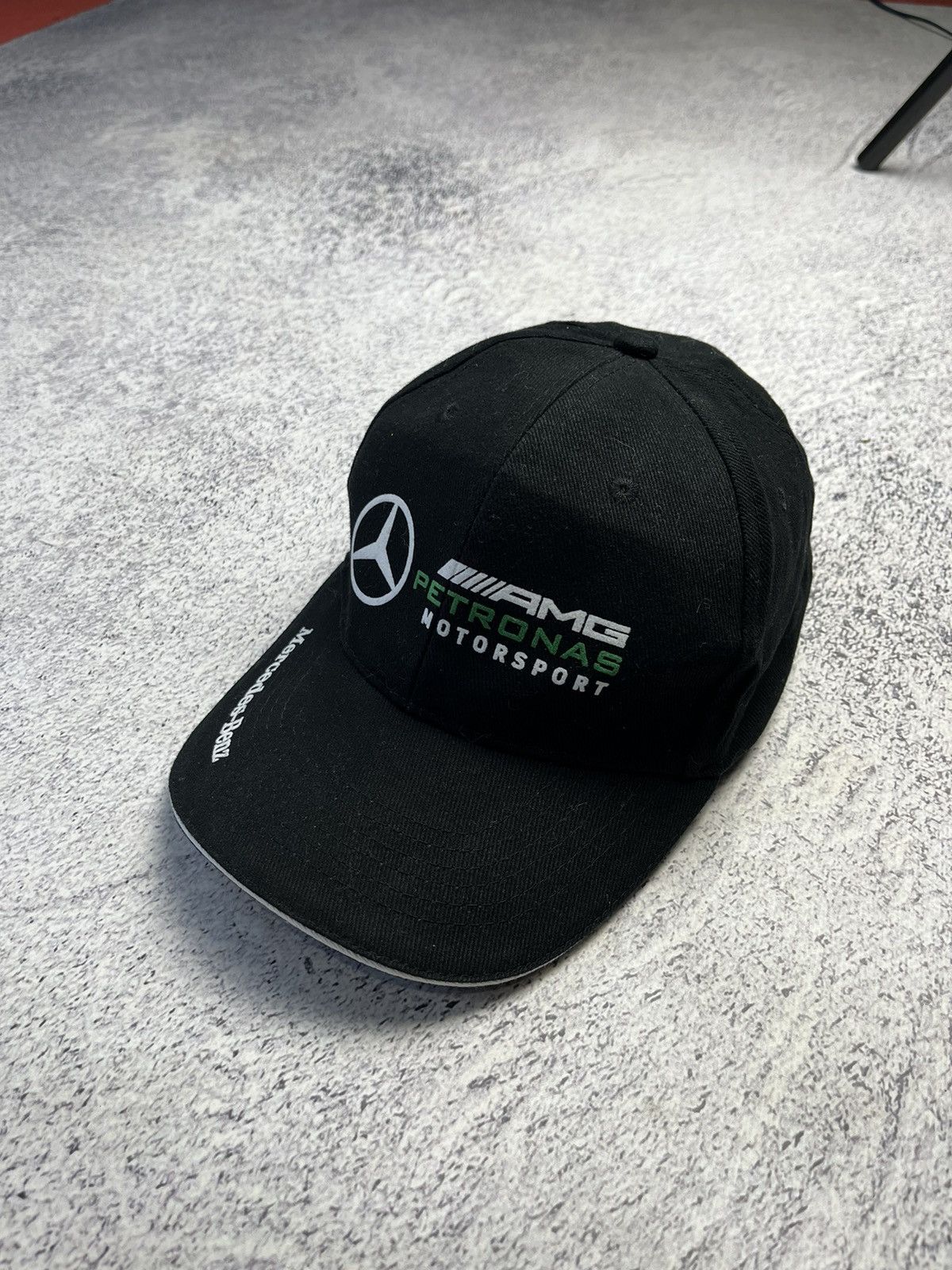 Formula 1 Vintage Mercedes Benz Rare Cap AMG Petronas Formula 1 OS Size ONE SIZE - 1 Thumbnail