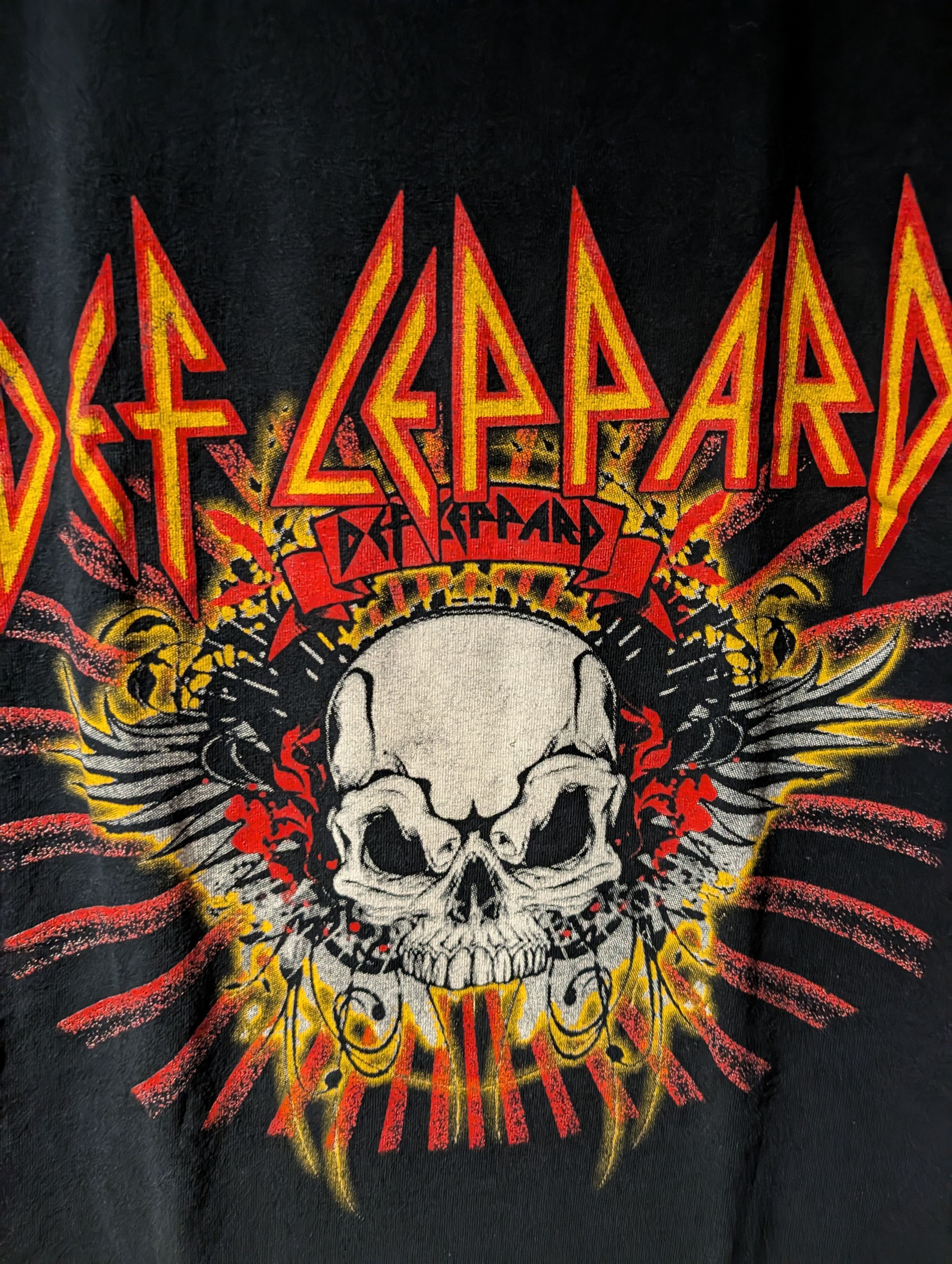 Band Tees Vtg Def Leppard Rock Band Graphic T-Shirt 2009 Streetwear Size US M / EU 48-50 / 2 - 2 Thumbnail