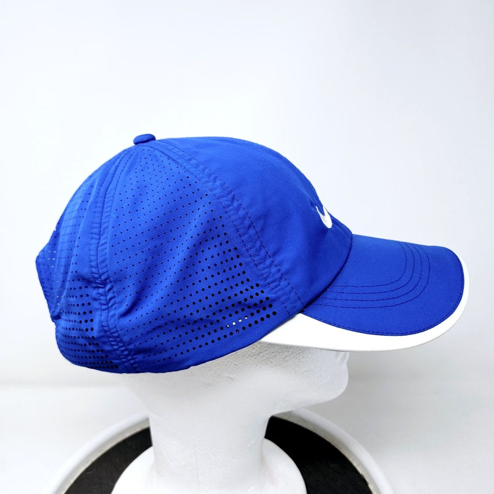 Nike Nike Golf Hat Hook Loop Adjustable Light Logo Golf Outdoors Blue Men Adjustable Hat Sports Casual Mens Size ONE SIZE - 3 Thumbnail