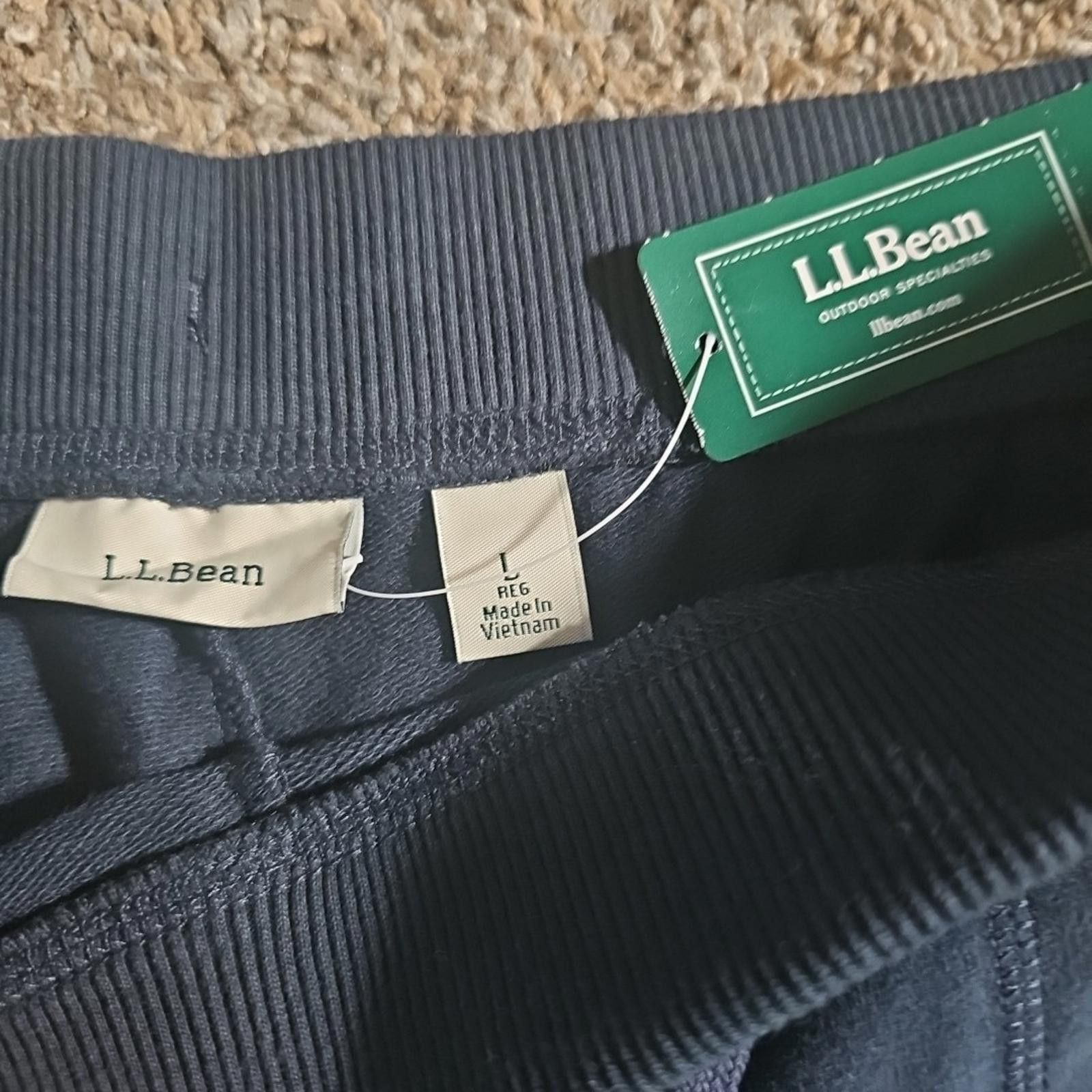 L.L. Bean LL BEAN Ultrasoft Sweats 6" Navy Blue Shorts NWT Size 36" / US 14 / IT 50 - 3 Thumbnail