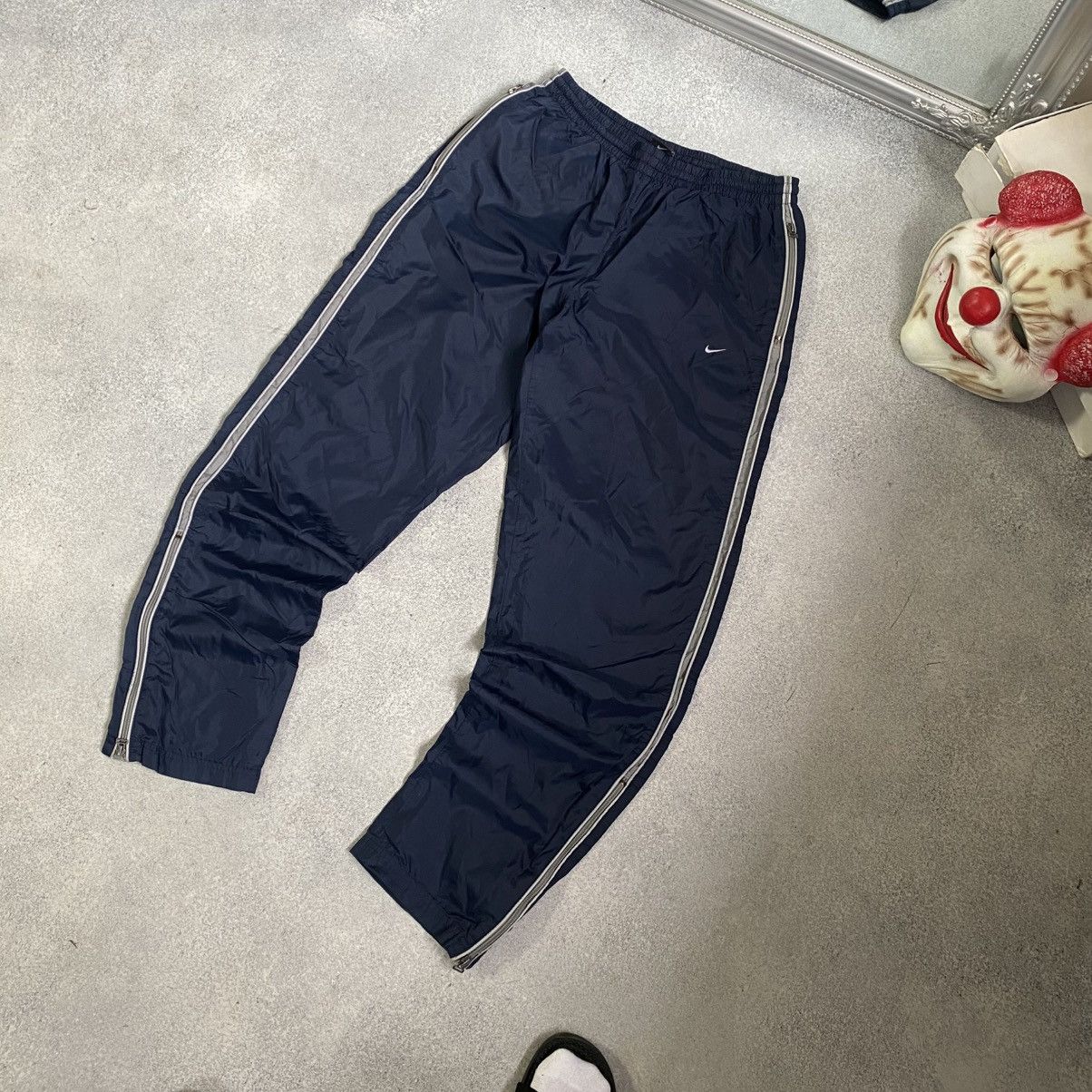 Nike Vintage Nike Track Pants Nylon Drill Y2K Swoosh Logo Size US 30 / EU 46 - 2 Thumbnail
