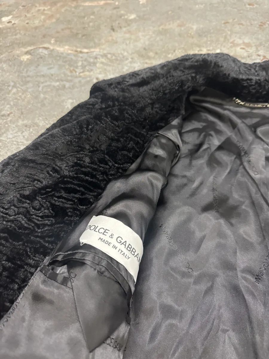 Dolce & Gabbana AW1998 Dolce & Gabbana Fur Effect Relief Black Long Jacket Size US M / EU 48-50 / 2 - 11 Thumbnail