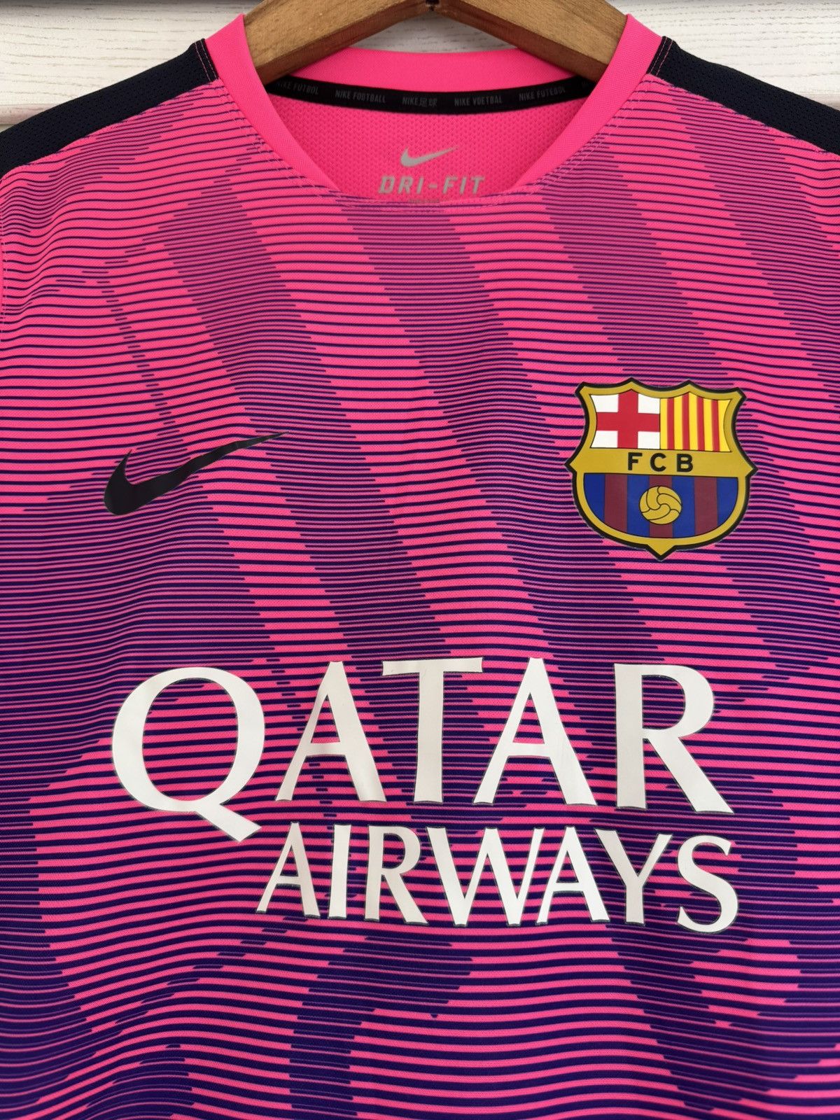 Nike Barcelona 2015-2016 Soccer Training Jersey Football Shirt Size US M / EU 48-50 / 2 - 5 Thumbnail