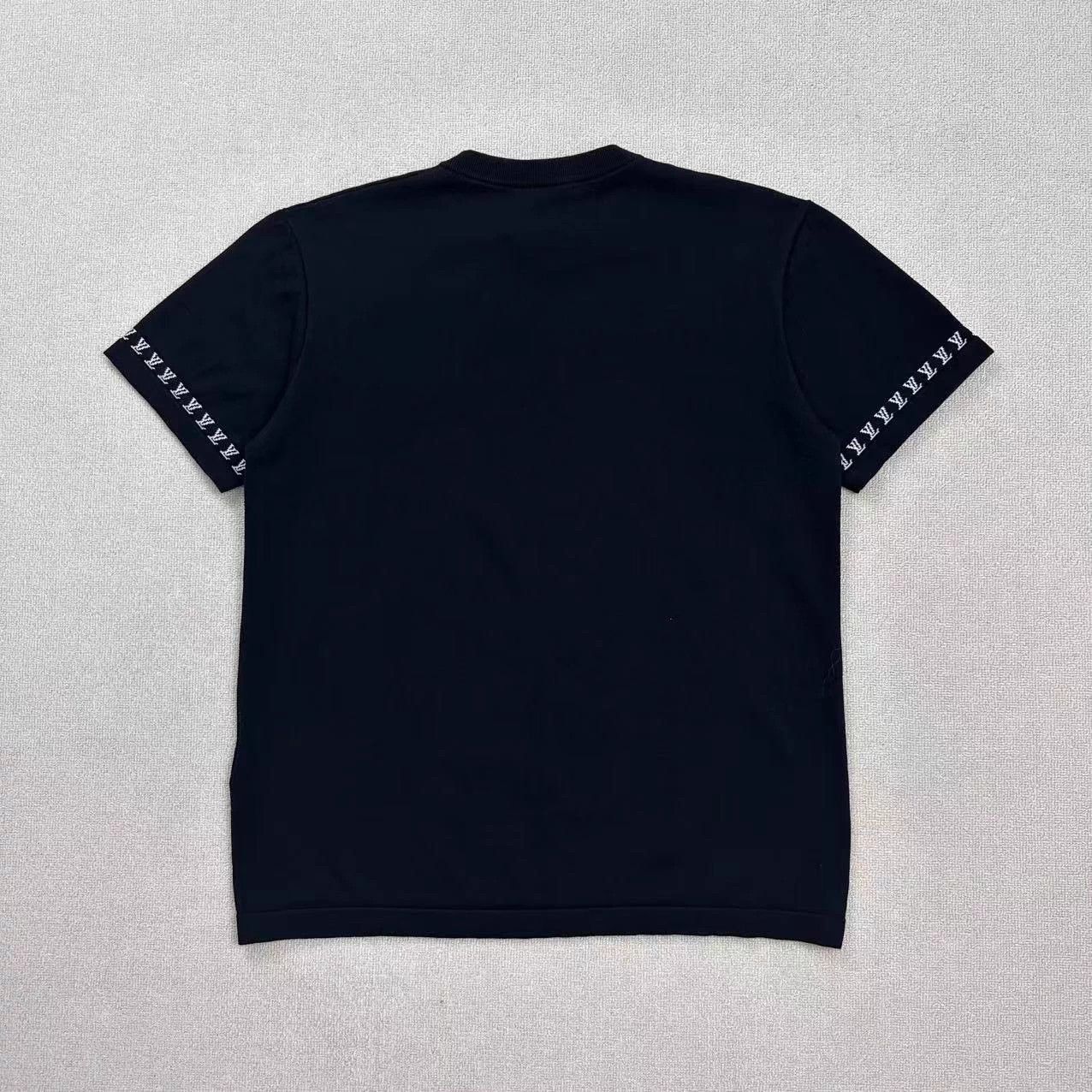 Louis Vuitton Louis Vuitton Monogram Knit Short Sleeve M Size US M / EU 48-50 / 2 - 2 Thumbnail