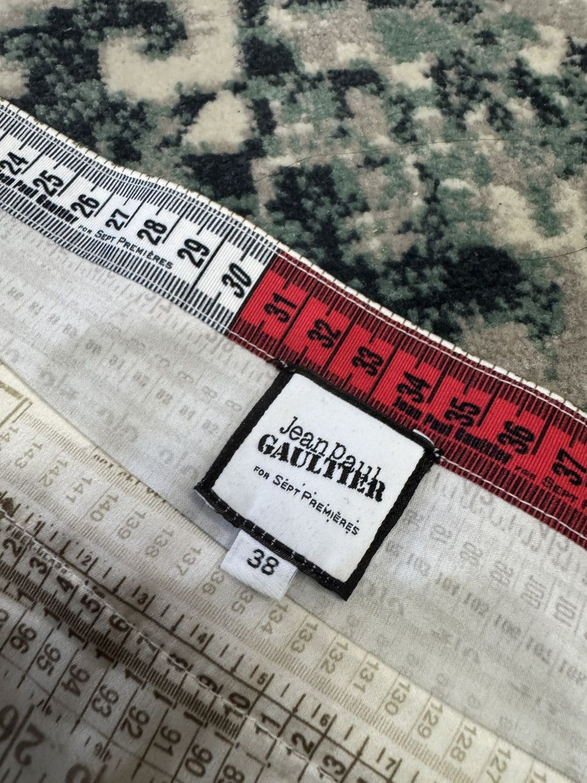 Jean Paul Gaultier JPG FOR SEPT PREMIERES MEASURING TAPES PRINT TOP SHIRT Size XS / US 0-2 / IT 36-38 - 6 Thumbnail