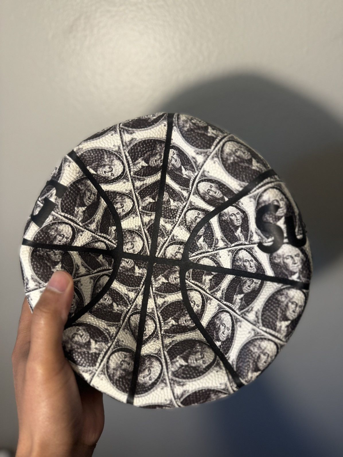 Supreme Spalding Washington basketball