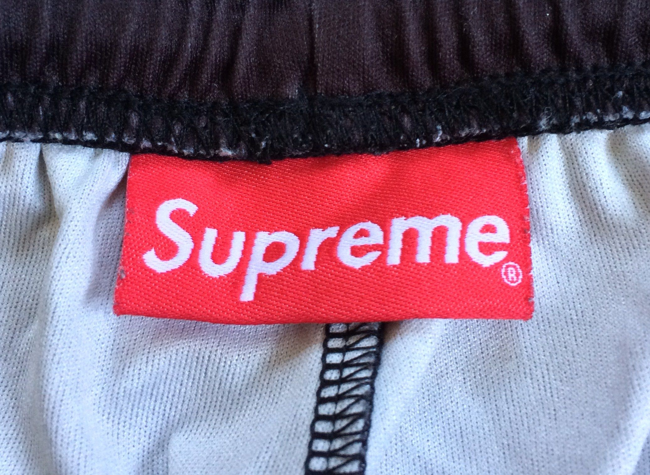 Supreme S/S 2021 Supreme Arabic Soccer Shorts Size US 32 / EU 48 - 3 Thumbnail