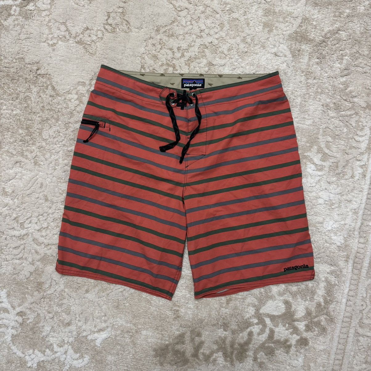 Patagonia Patagonia Wavefarer Board Shorts Size US 32 / EU 48 - 1 Thumbnail