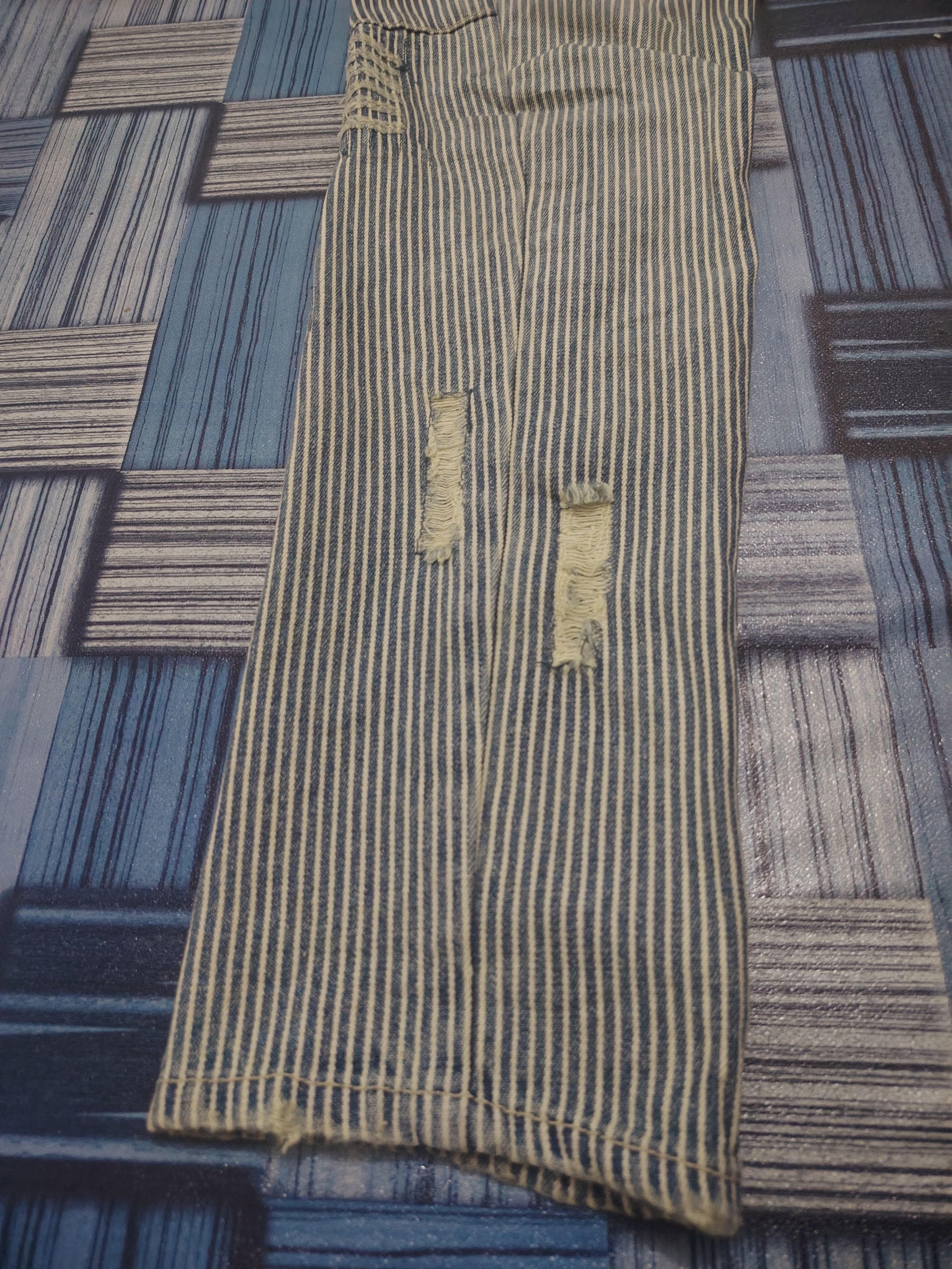 If Six Was Nine × Japanese Brand 💥Insane hickory stripe worker pants twist leg skinny design Size US 30 / EU 46 - 8 Thumbnail