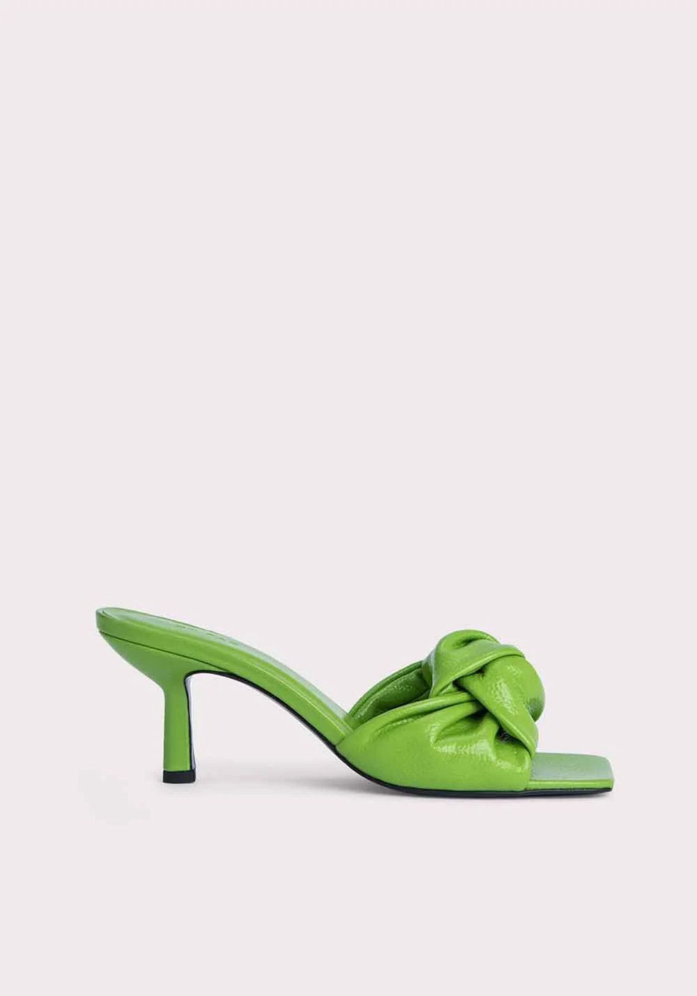 o1mle1224 Lana Gloss Grained Leather Mules in Pistachio