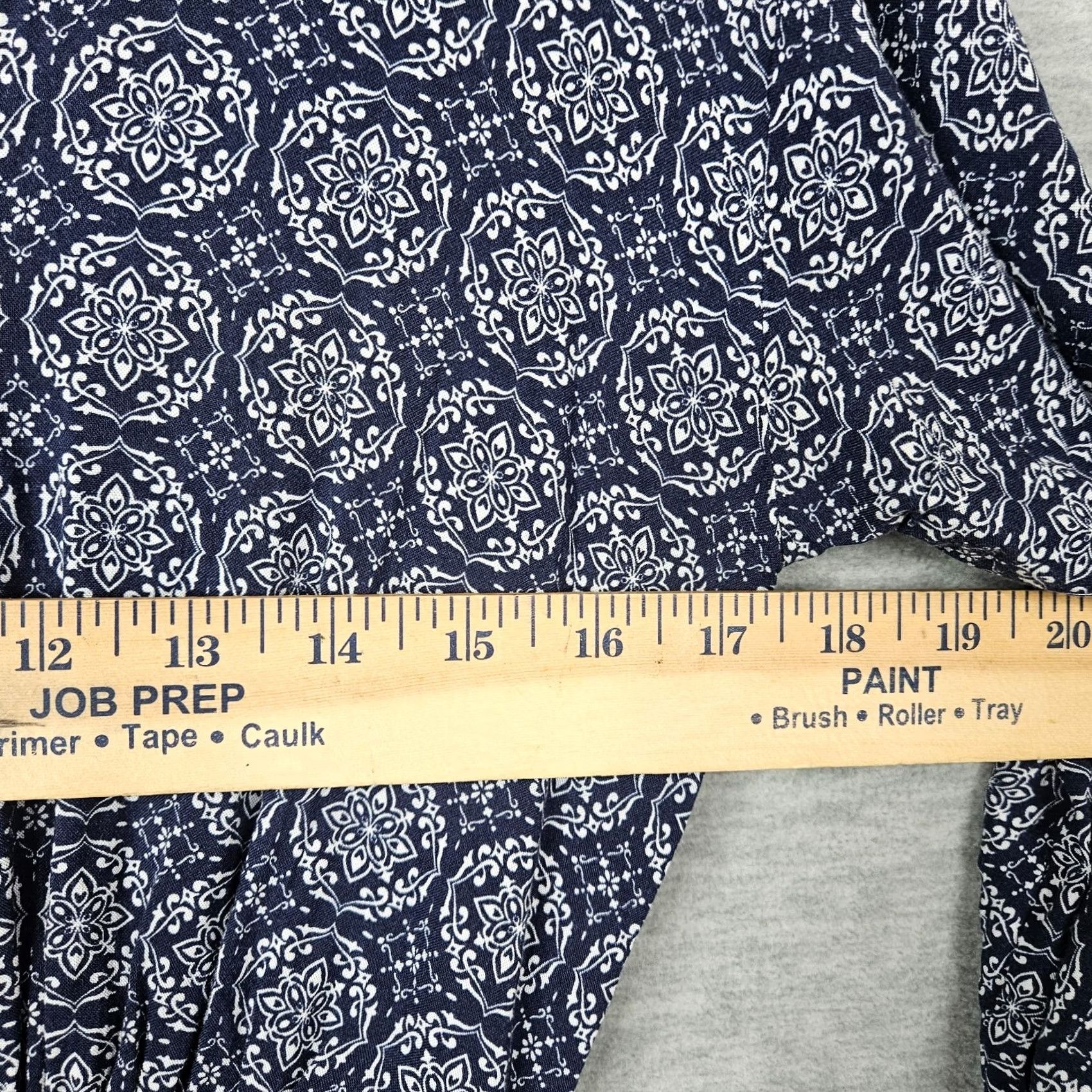 Lulus Item Specifications: 9 - Lightweight - Blue - Nike Size M / US 6-8 / IT 42-44 - 4 Thumbnail