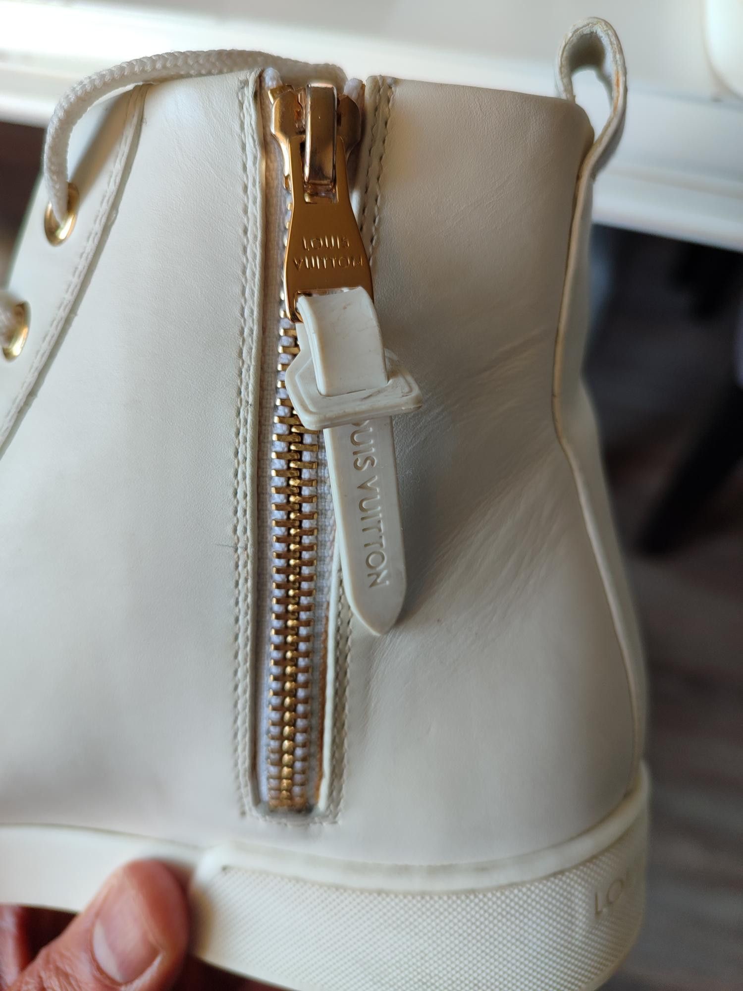 Louis Vuitton BASKETS LOUIS VUITTON STELLAR HIGHTOP Size US 6 / IT 36 - 13 Thumbnail