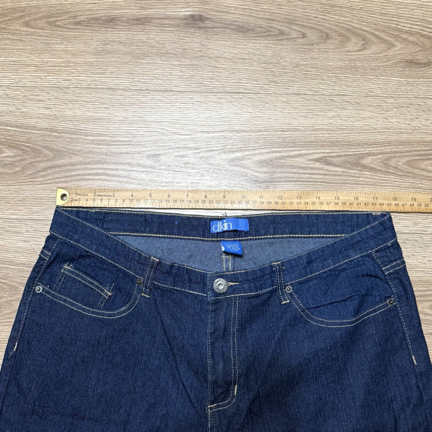 Denime VINTAGE Dkin Womens Jeans 18W Bootcut Denim Plus Size Mid Rise 30in Blue Pockets Size 40" / US 18 - 3 Thumbnail