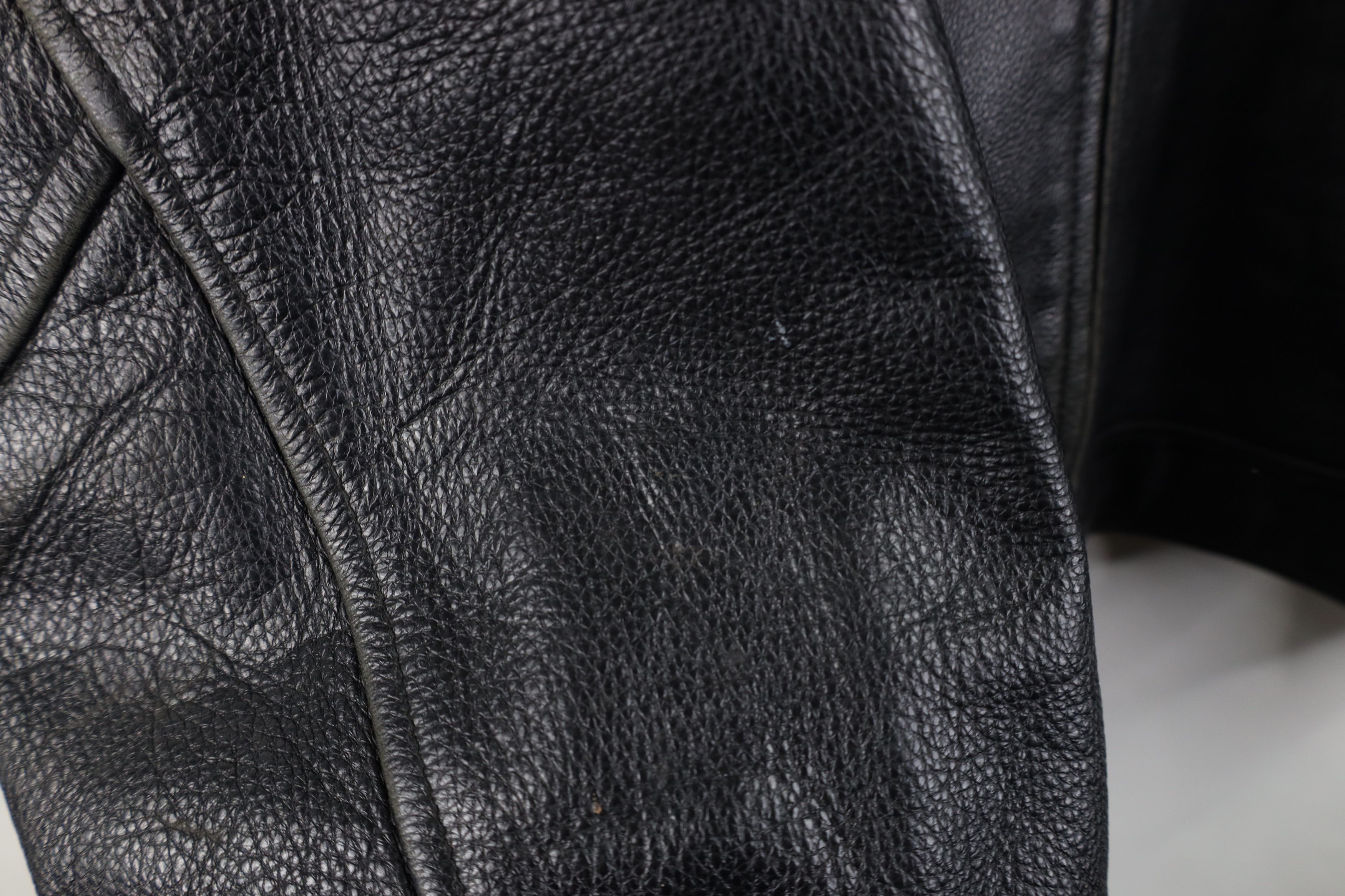 Vintage Vintage 90s Streetwear Heavyweight Full Zip Leather Jacket Size US L / EU 52-54 / 3 - 7 Thumbnail