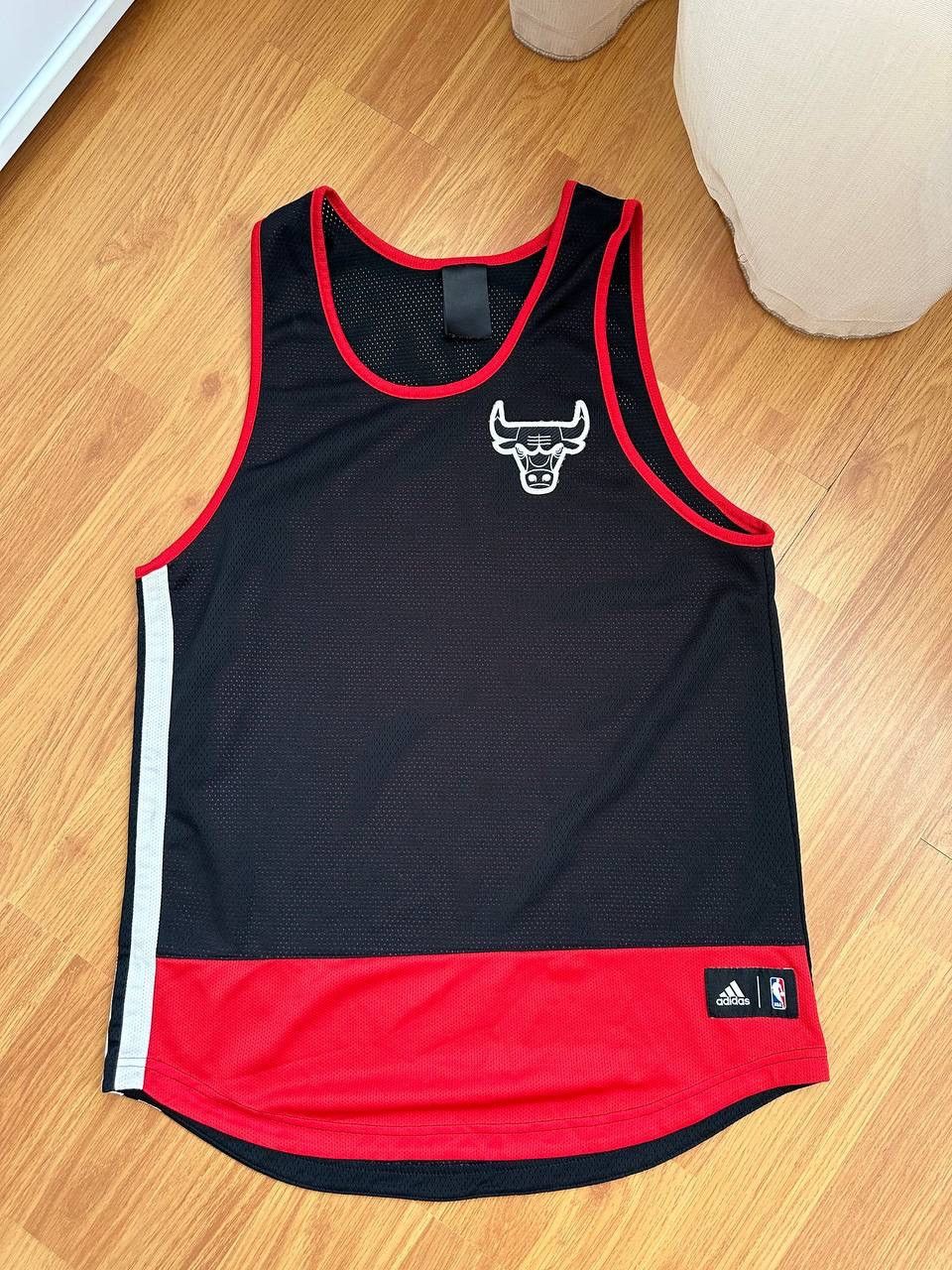 Adidas 2016 Adidas Chicago Bulls Reversible Tank Top Tee Size US M / EU 48-50 / 2 - 1 Thumbnail