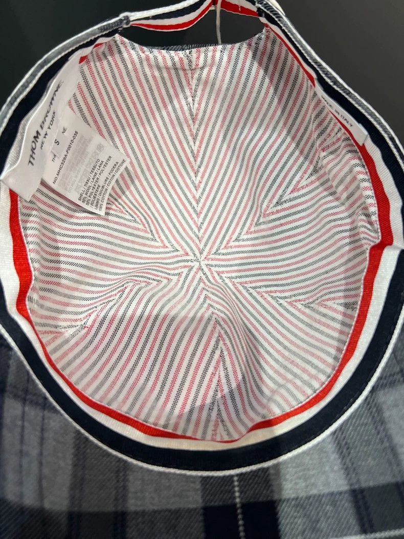 Thom Browne Thom Browne size S Striped hats Size ONE SIZE - 9 Thumbnail