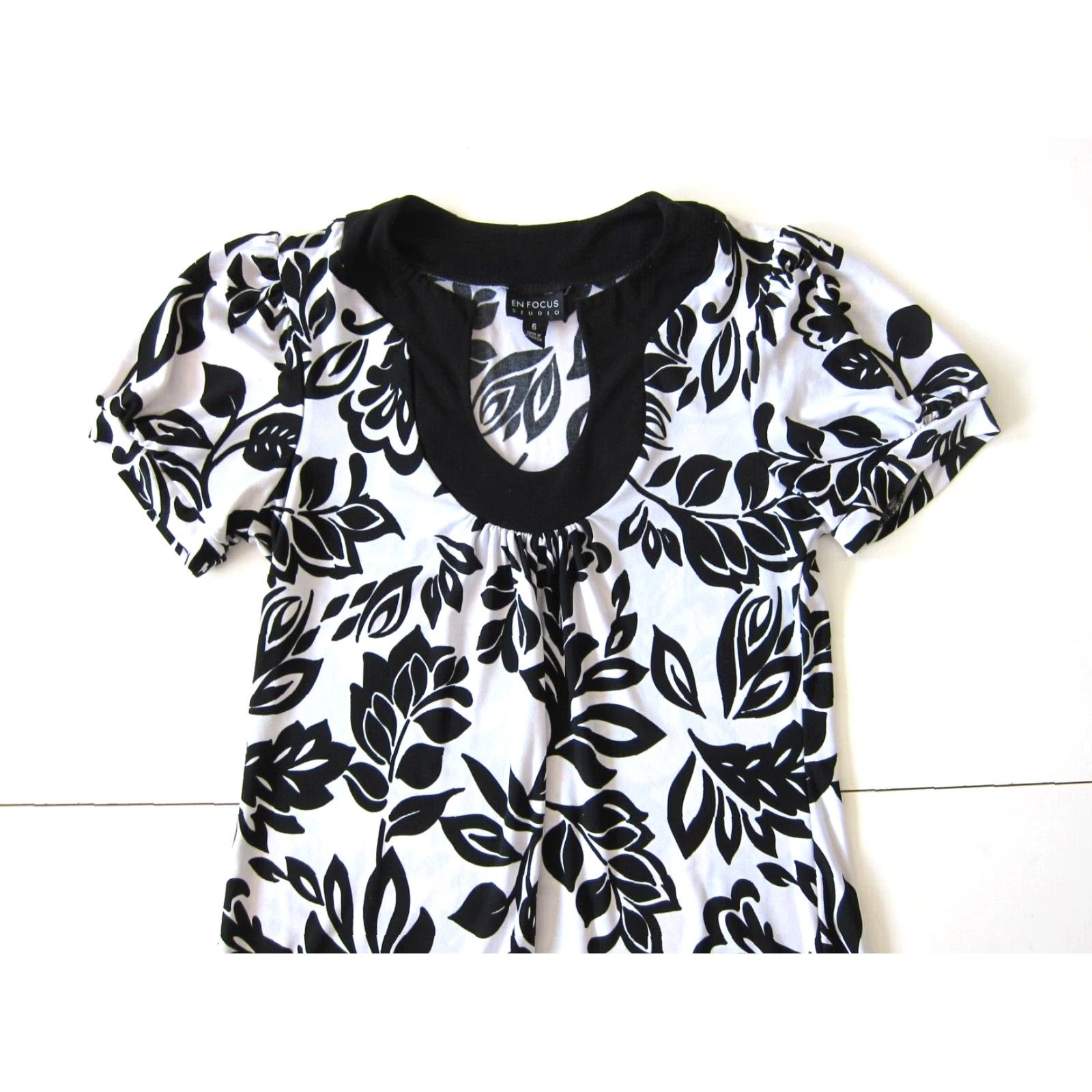 Vintage VINTAGE En Focus Studio Dress Floral Short Sleeve Tunic Sheath A-Line 6 Black White Blue Size 28" / US 6 / IT 42 - 3 Thumbnail