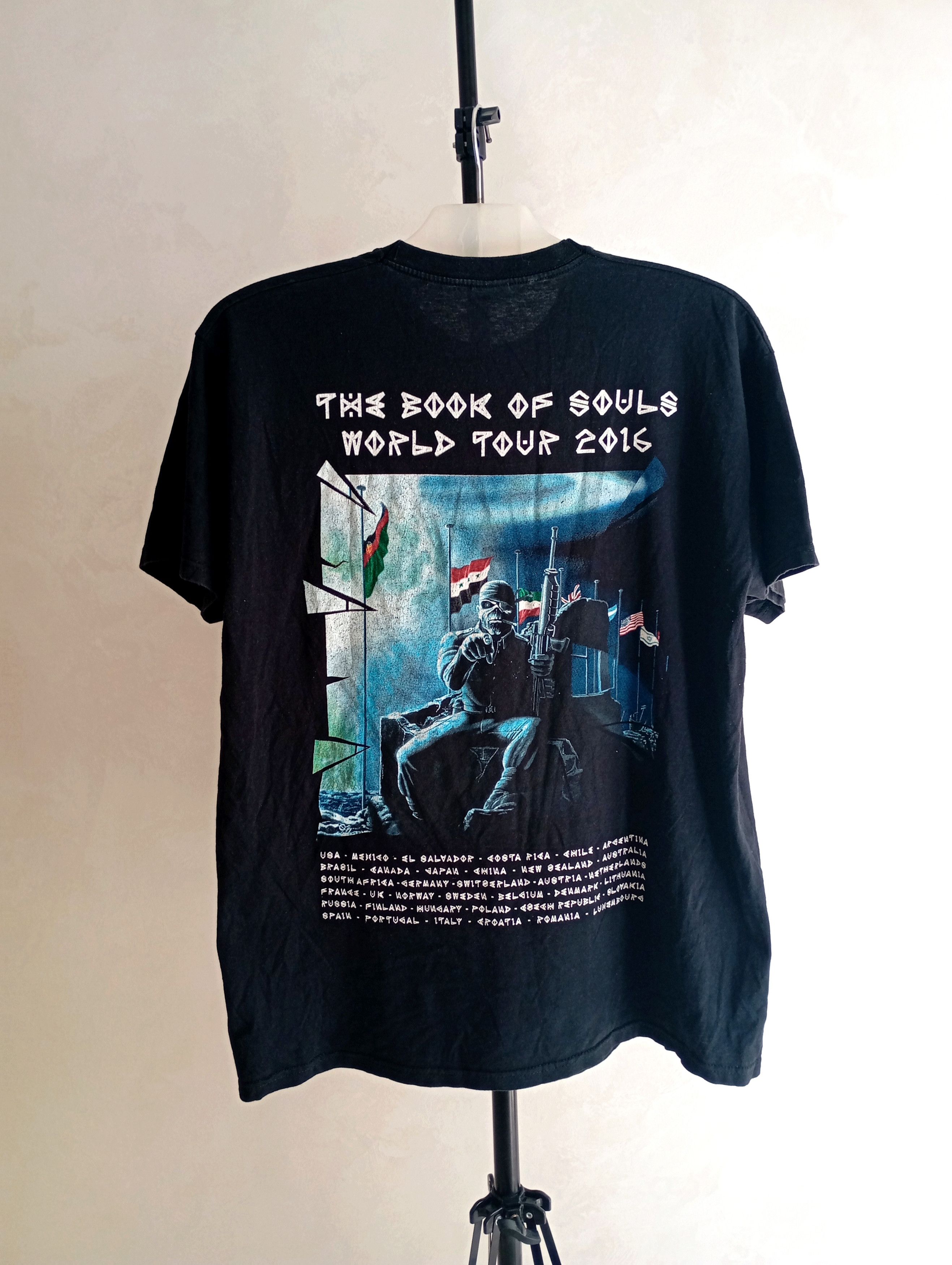 Band Tees × Iron Maiden × Vintage Vintage Iron Maiden “the book of soul” rock band tee 2016 Size US XL / EU 56 / 4 - 1 Thumbnail