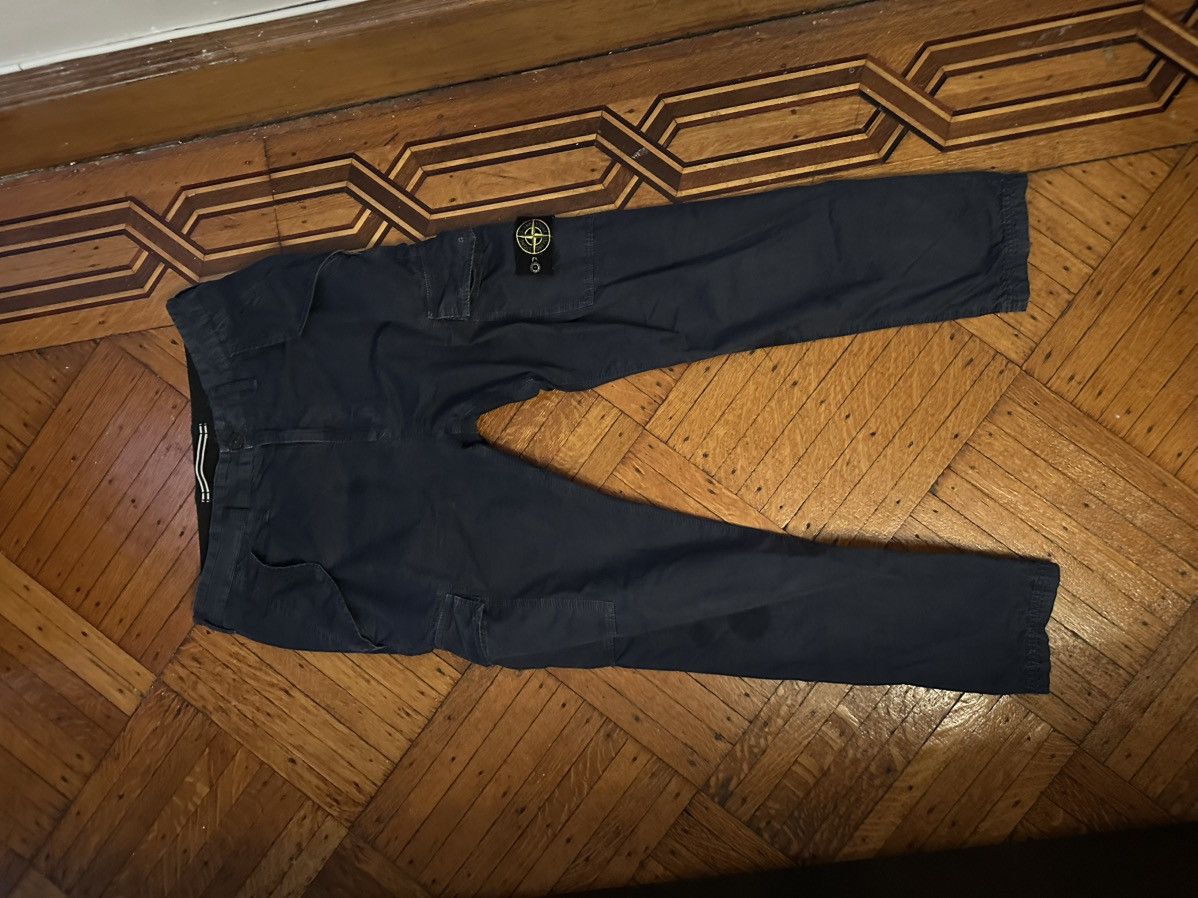 Stone Island Stone Island Navy Cargo Pants Size US 31 - 2 Thumbnail