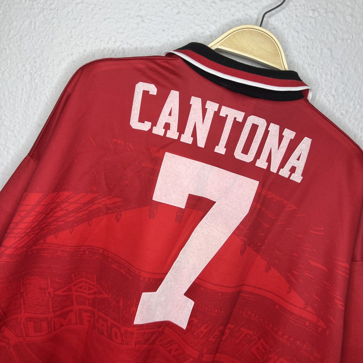 Umbro Manchester United 1994-1995 Umbro Cantona 7 Home Kit Jersey Size US XL / EU 56 / 4 - 8 Thumbnail