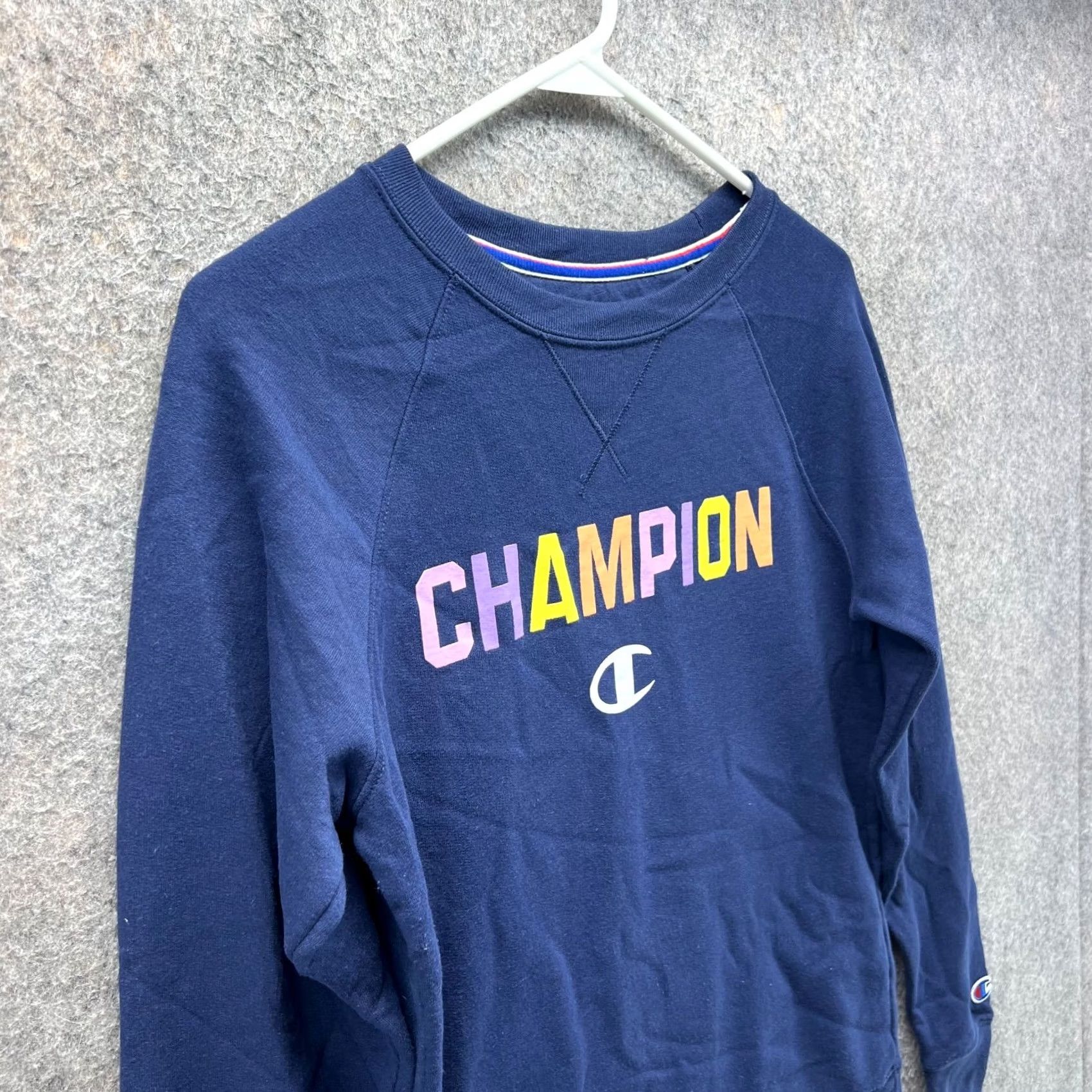 Champion VINTAGE Champion Sweater Womens XS Blue Sweatshirt Pullover Crewneck Logo All Seasons 90s Style Womens XS Size XS / US 0-2 / IT 36-38 - 3 Thumbnail