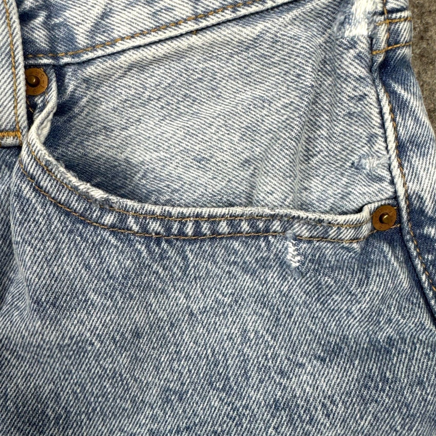 Levi's Levi’S 501 Denim Shorts Mens Blue Light Wash Distressed Button Fly 31-Button Slim Fit Bermuda Casual Style Size US 31 - 5 Thumbnail