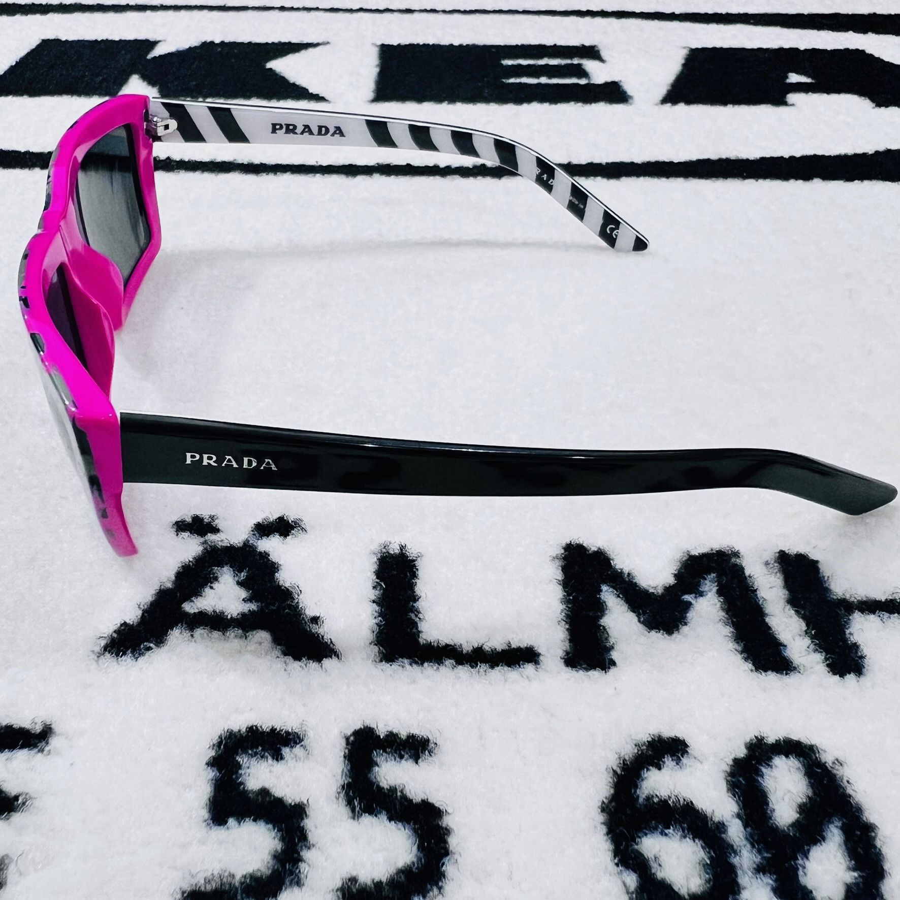 Prada Prada Camo Geometric 57mm Rectangle Sunglasses Size ONE SIZE - 4 Thumbnail