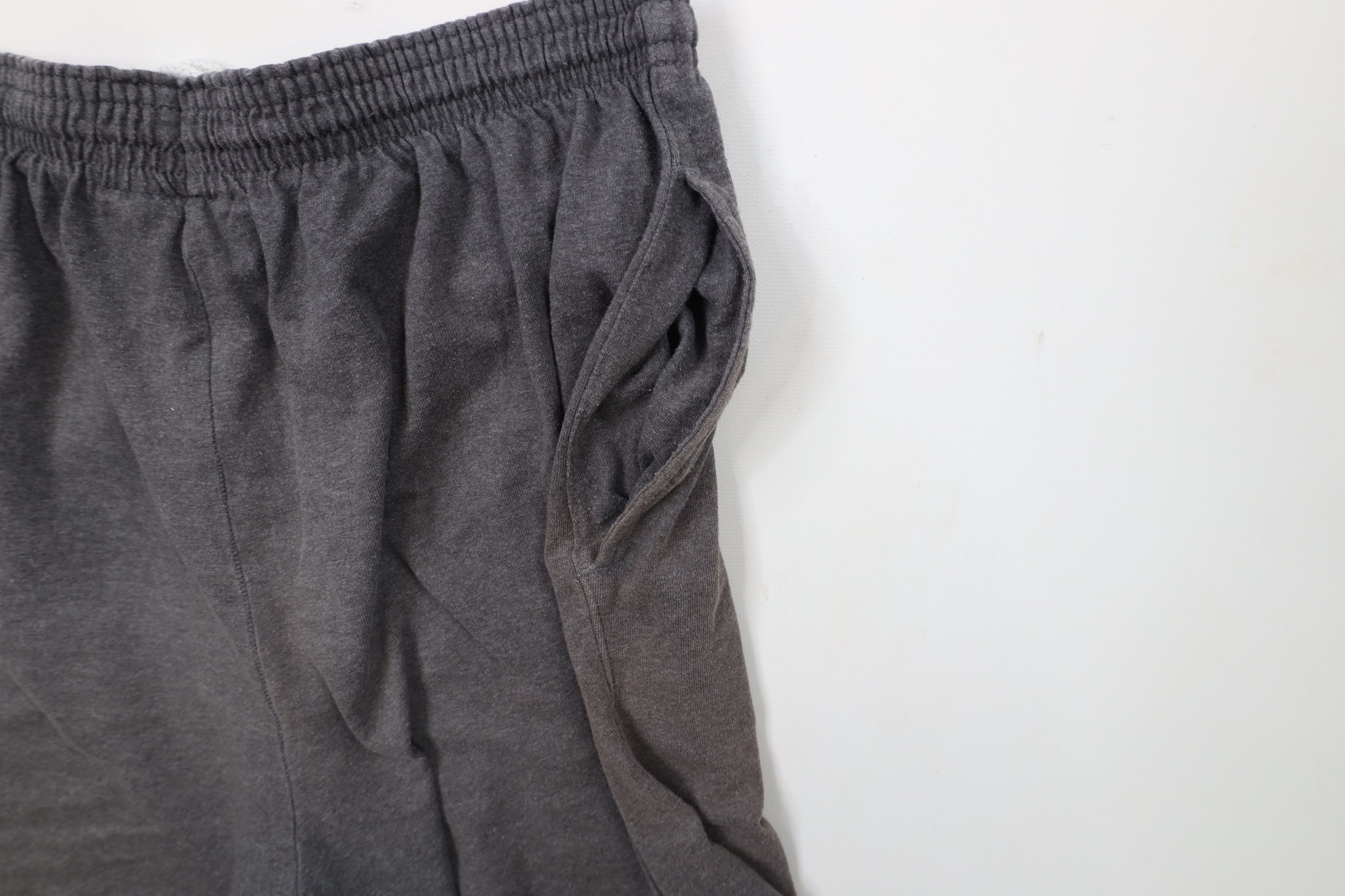 Champion × Vintage Vintage Champion Logo Sun Faded Above Knee Shorts Gray Size US 32 / EU 48 - 9 Thumbnail