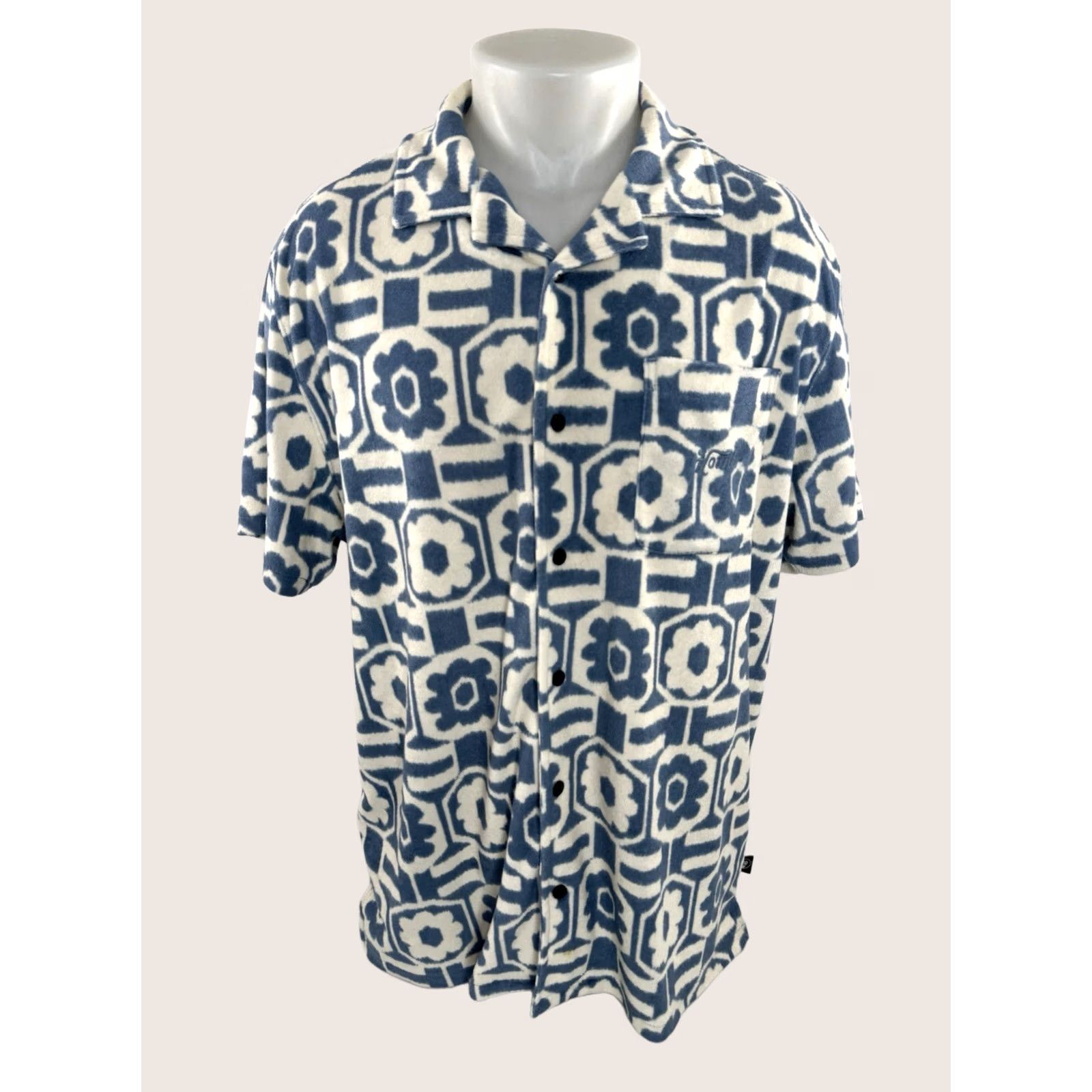 Howler Brothers Howler Brothers Embroidered Floral Terry Cloth Towel L Beach Shirt Men Short Sleeve Button-Up Blue / Ivory XX Size US L / EU 52-54 / 3 - 1 Thumbnail