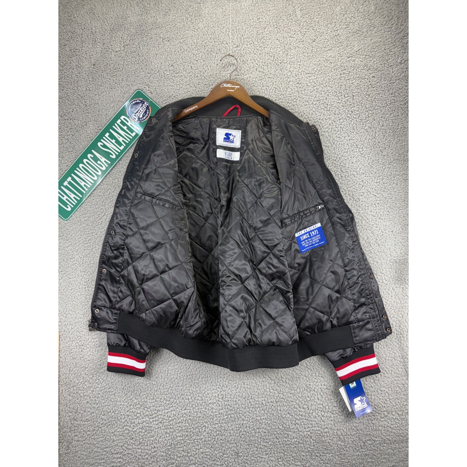 NFL Starter Retro Satin Varsity Bomber Jacket Mens Large Black Size US L / EU 52-54 / 3 - 9 Thumbnail