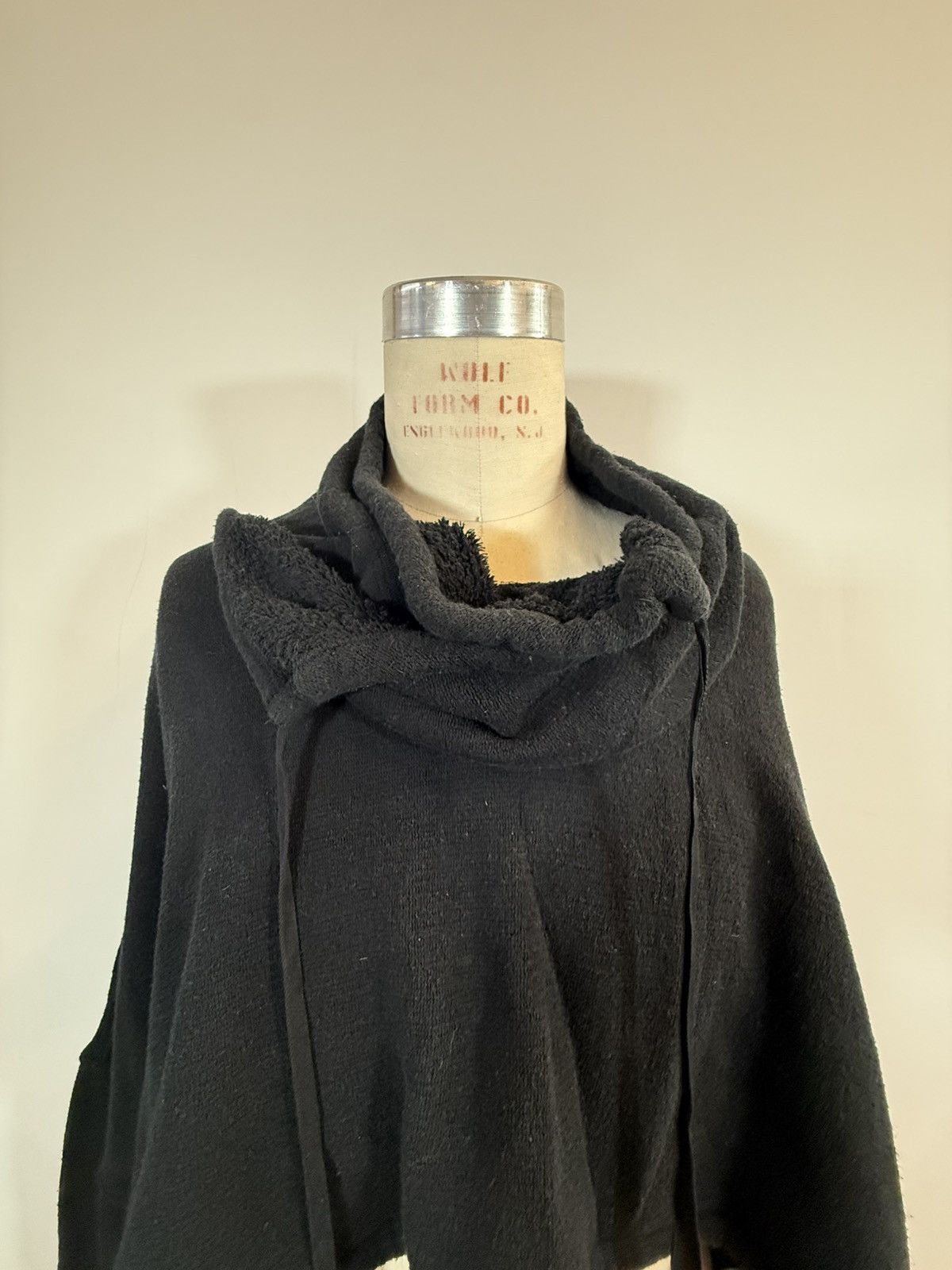 Ann Demeulemeester Ann Demeulemeester Plush Boucle Terry High-Low Hoodie - 38 Size XS / US 0-2 / IT 36-38 - 6 Thumbnail