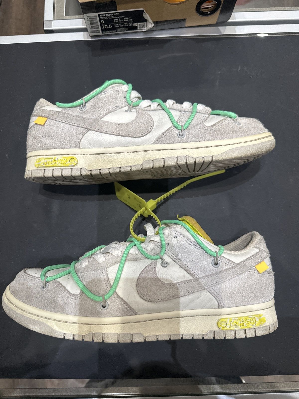 Nike × Off-White Nike Off-White Dunk Low Lot 14 Size US 9 / EU 42 - 1 Thumbnail