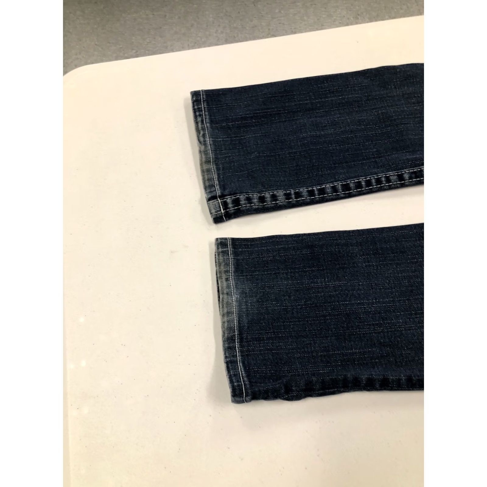 True Religion True Religion Jeans Johnny RN# 112790 CA# 30427 Size 30x29 Stretch Womens Jeans Fashion Blue 5-Pocket Regular Fit World Tour Jeans Size 27" / US 4 / IT 40 - 4 Thumbnail