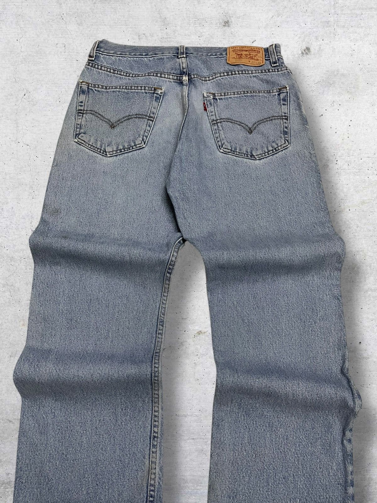Levi's Vintage Clothing VINTAGE 505 LEVIS USA DESIGNER 90S BLUEWASHED RIPPED DENIM Size US 30 / EU 46 - 11 Thumbnail