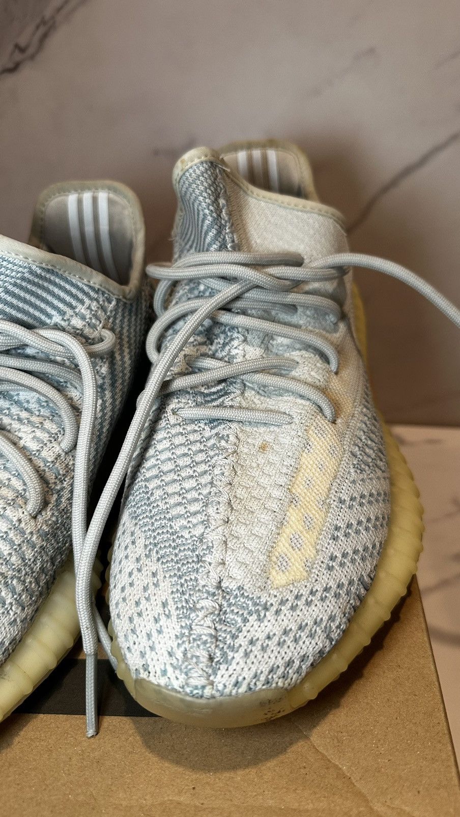 Yeezy Yeezy Boost 350 V2 Size US 9 / EU 42 - 4 Thumbnail