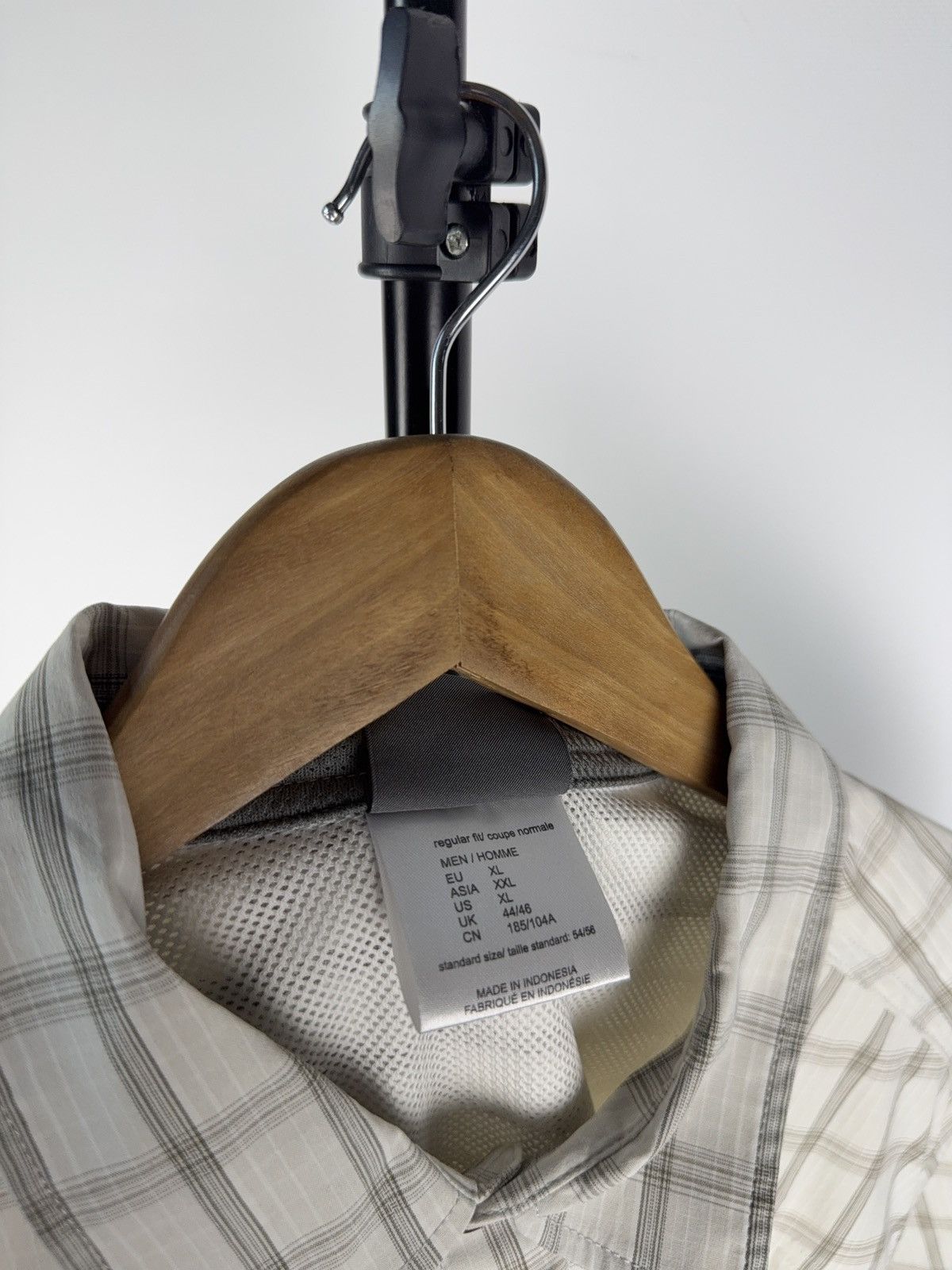 Jack Wolfskin Vintage 00s Outdoor Jack Wolfskin short sleeve Shirt Size US XL / EU 56 / 4 - 6 Thumbnail