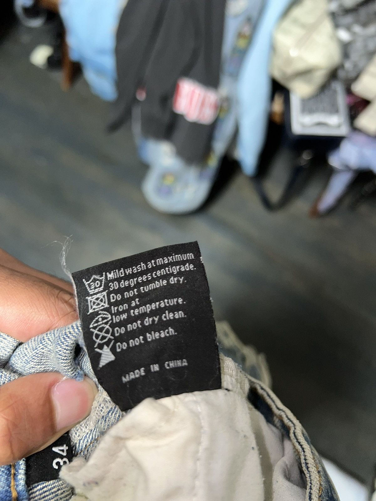 Who Decides War PATCHED ARCH REPAIRED BLOWOUT DENIM Size US 34 / EU 50 - 9 Thumbnail