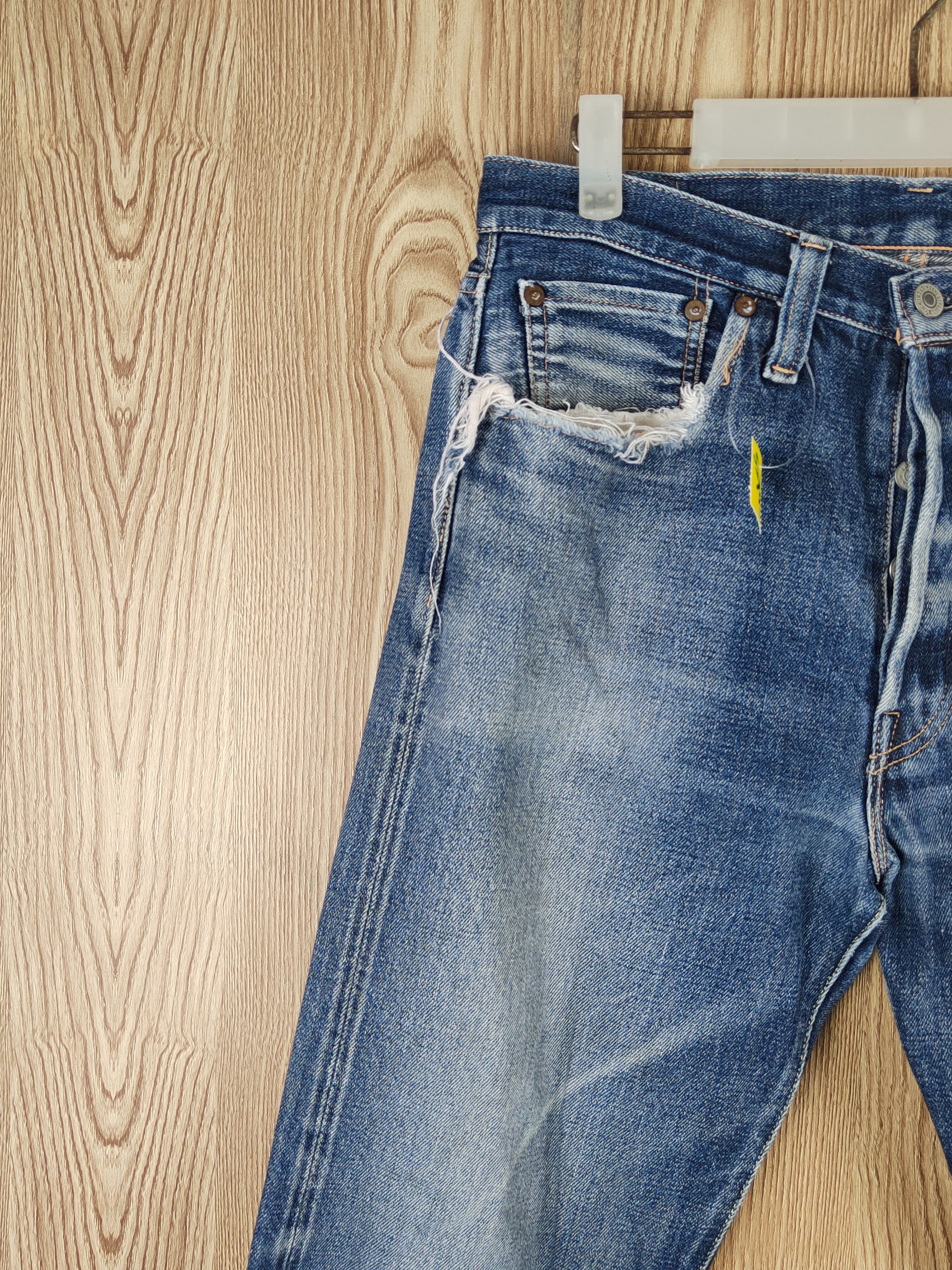 Levi's Levi's big E vintage Blue Distressed Ripped Jeans #S2742 Size US 32 / EU 48 - 3 Thumbnail