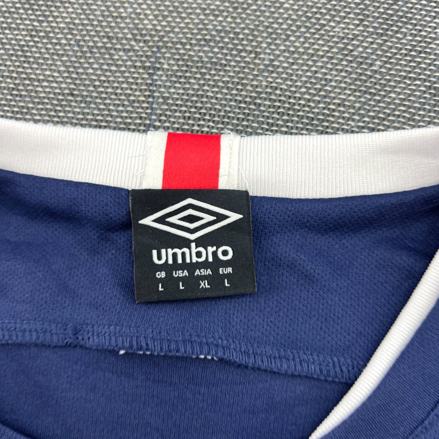 Umbro Umbro Football Jersey Shirt Blue Adult L Valerenga Mens Training Size US L / EU 52-54 / 3 - 4 Thumbnail