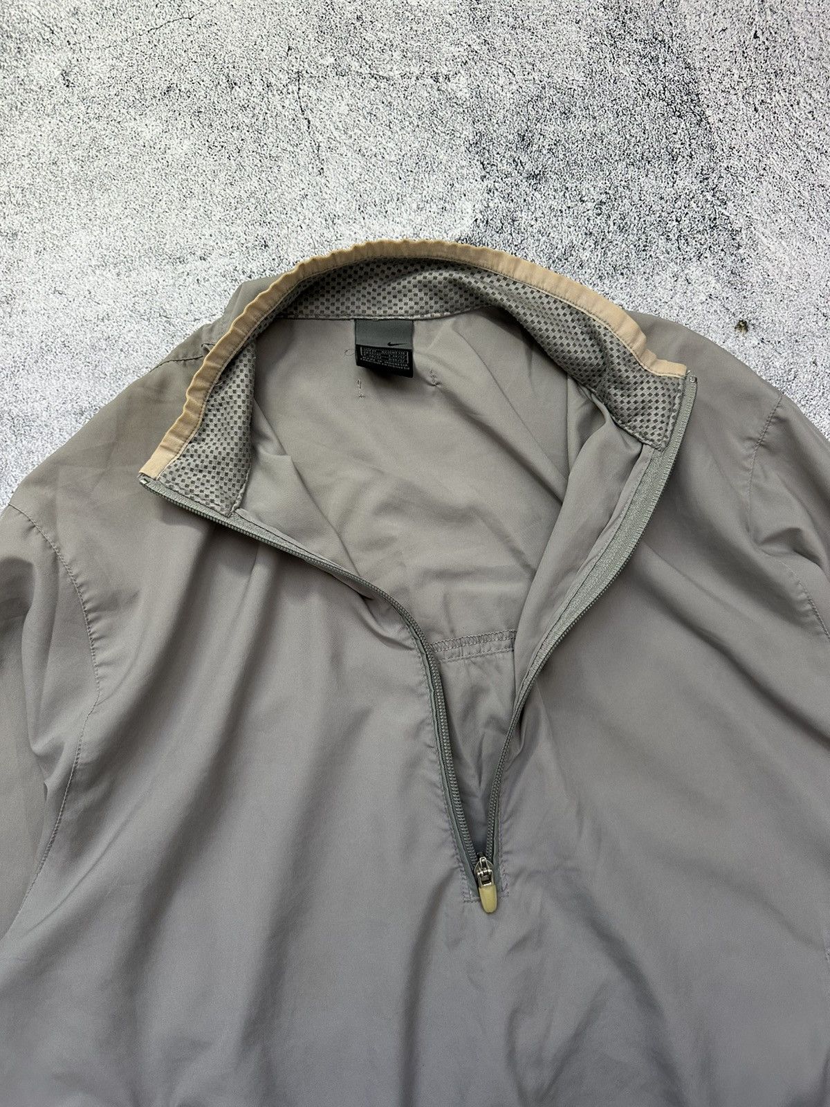 Nike Vintage Nike Light Half-Zip Rain Jacket Grey Y2K Fitl Size US L / EU 52-54 / 3 - 7 Thumbnail