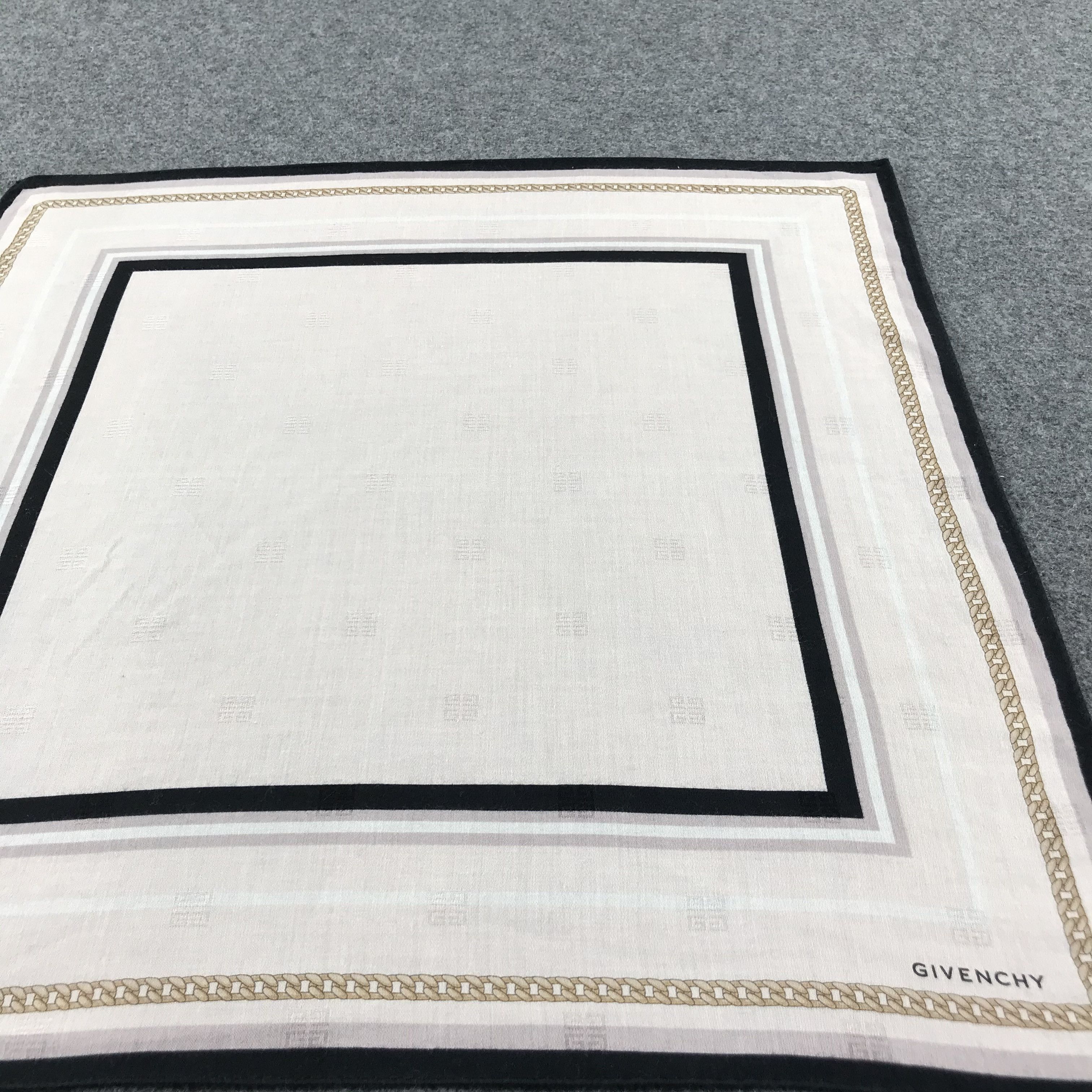 Givenchy Givenchy Handkerchief Neckerchief Bandana H130 Size ONE SIZE - 6 Thumbnail