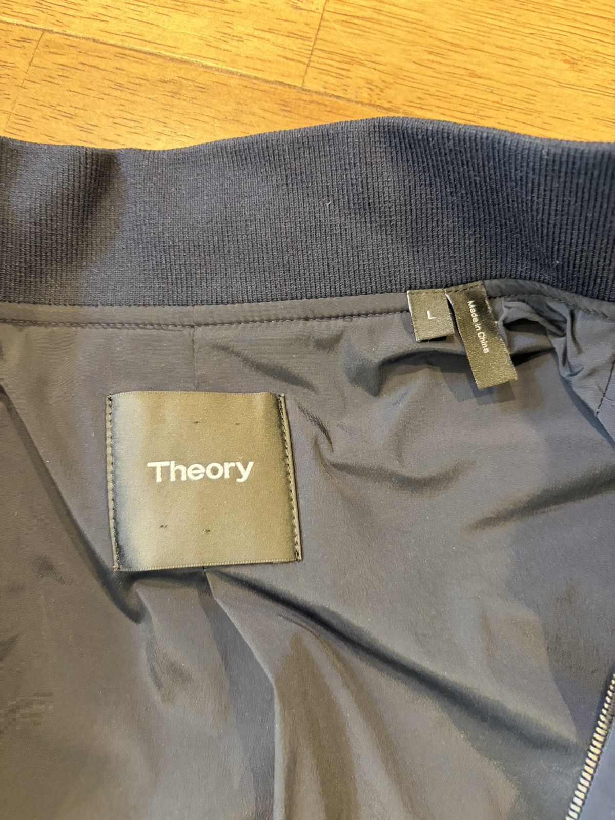 Theory Theory Bomber Jacket in Navy Size L Size US L / EU 52-54 / 3 - 3 Thumbnail
