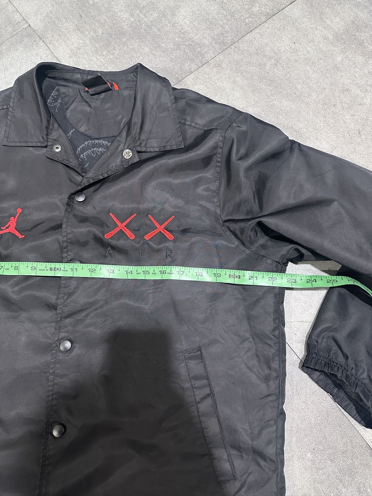 Jordan Brand × Kaws Jordan x Kaws Coach Jacket Size US M / EU 48-50 / 2 - 10 Thumbnail