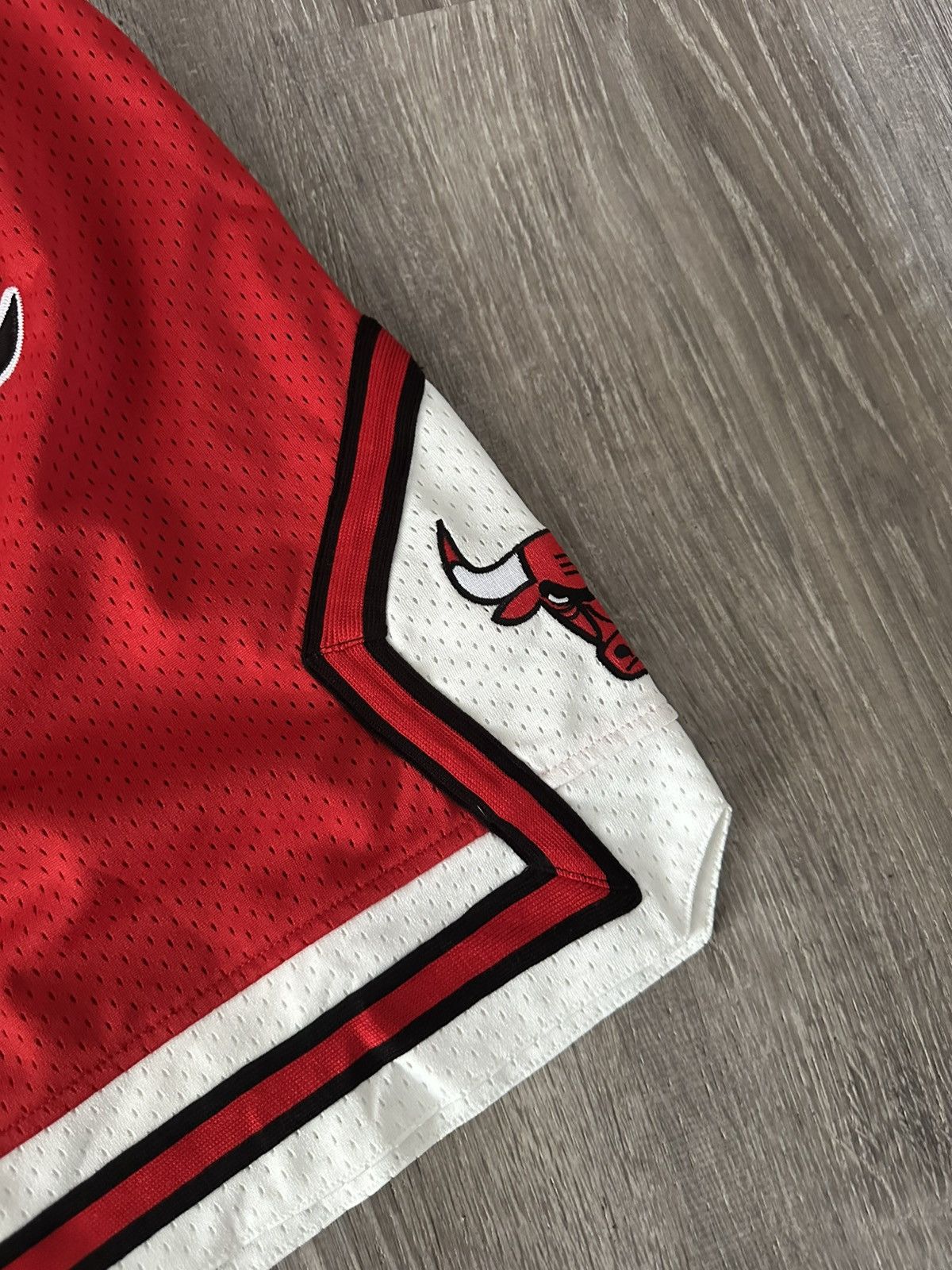 Just Don × Mitchell & Ness NWT Brand New Extremely Rare Chicago Bulls Just Don Shorts M Size US 32 / EU 48 - 3 Thumbnail