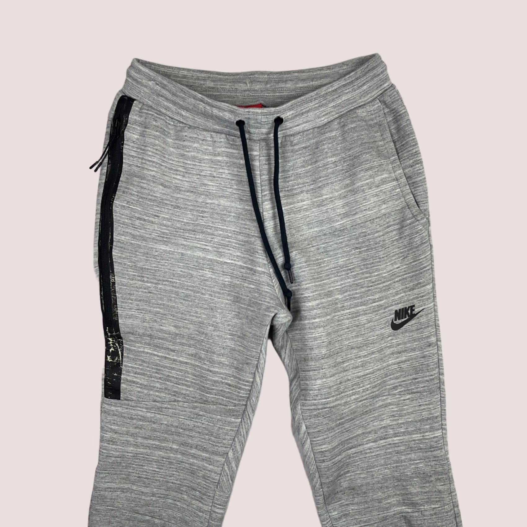 Nike Nike Tech Fleece Pants Mens Small Gray Joggers Tapered Heather Gym 585204-063 Size US 29 - 1 Thumbnail