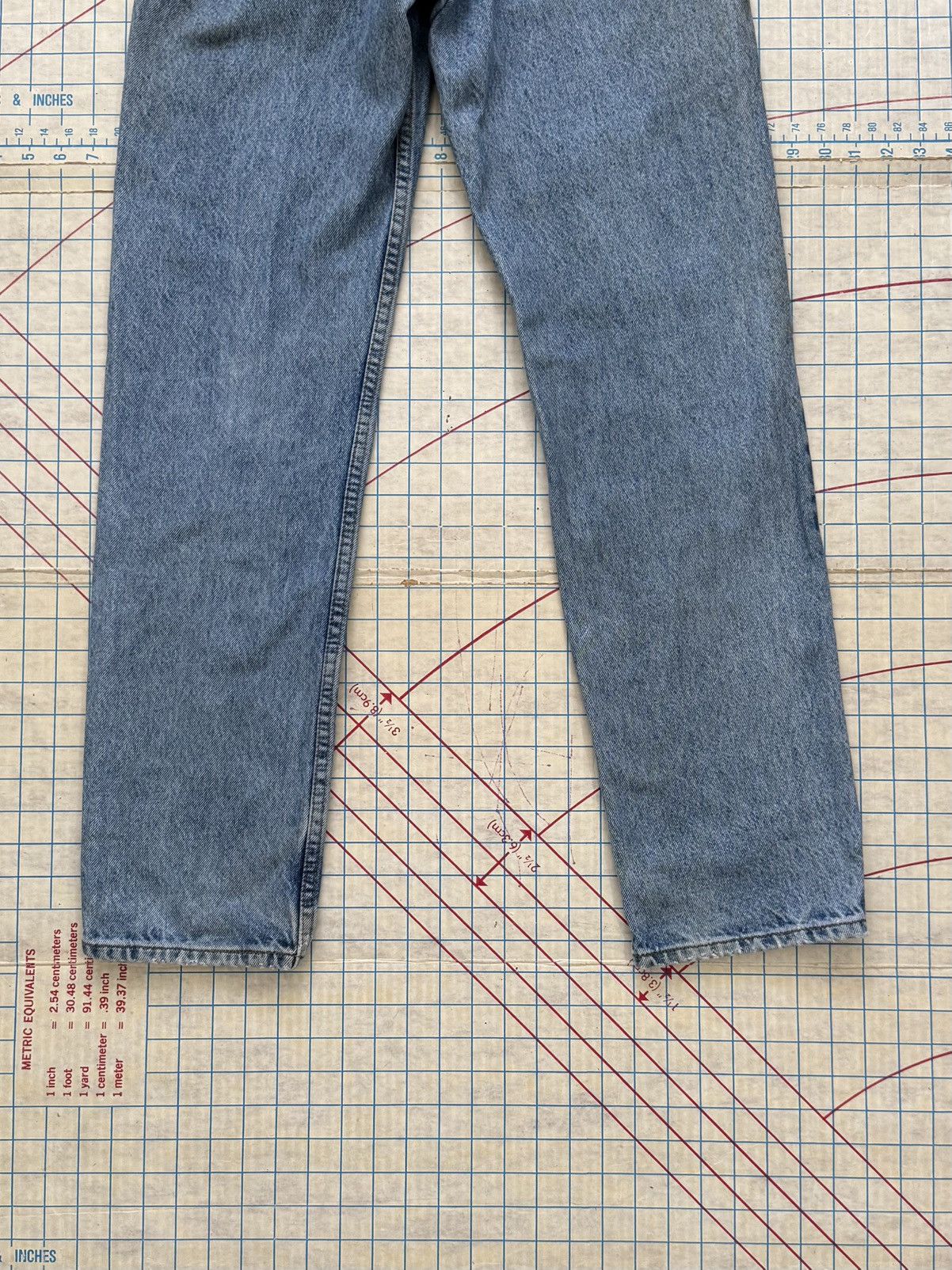 Levi's Vintage Levi’s 505 Orange Tab Regular Fit Jeans Fits 30x31 Size US 30 / EU 46 - 15 Thumbnail