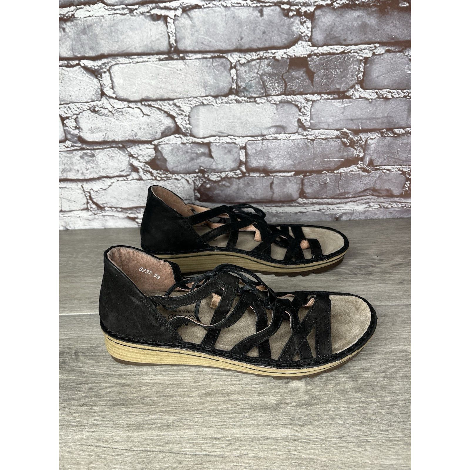 Nat Nast Naot Black Suede Leather Lace Up Open Toe Wedge Sandals Wome Size US 8.5 / IT 38.5 - 10 Thumbnail